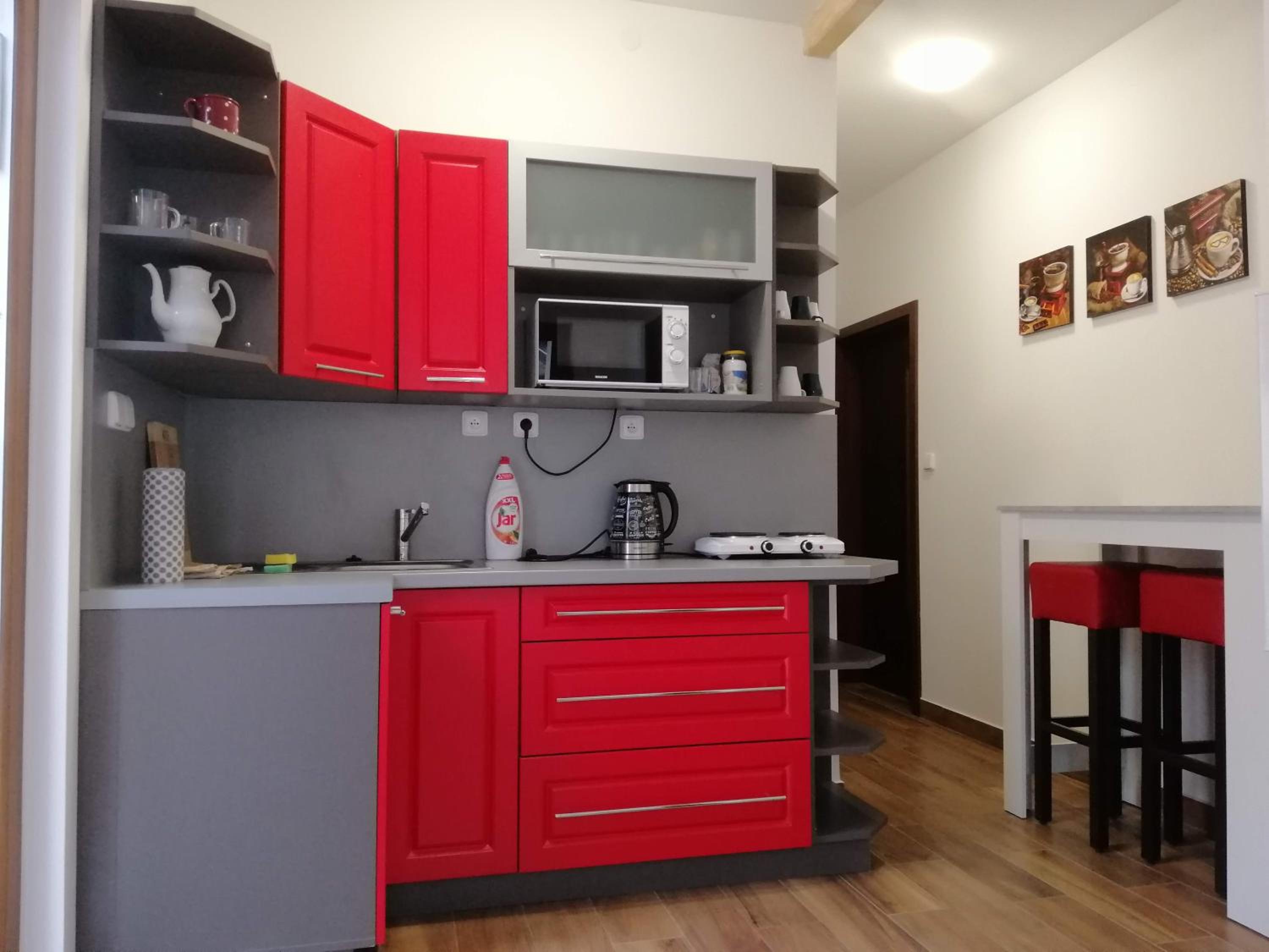 Apartment with Terrace - Photo 13