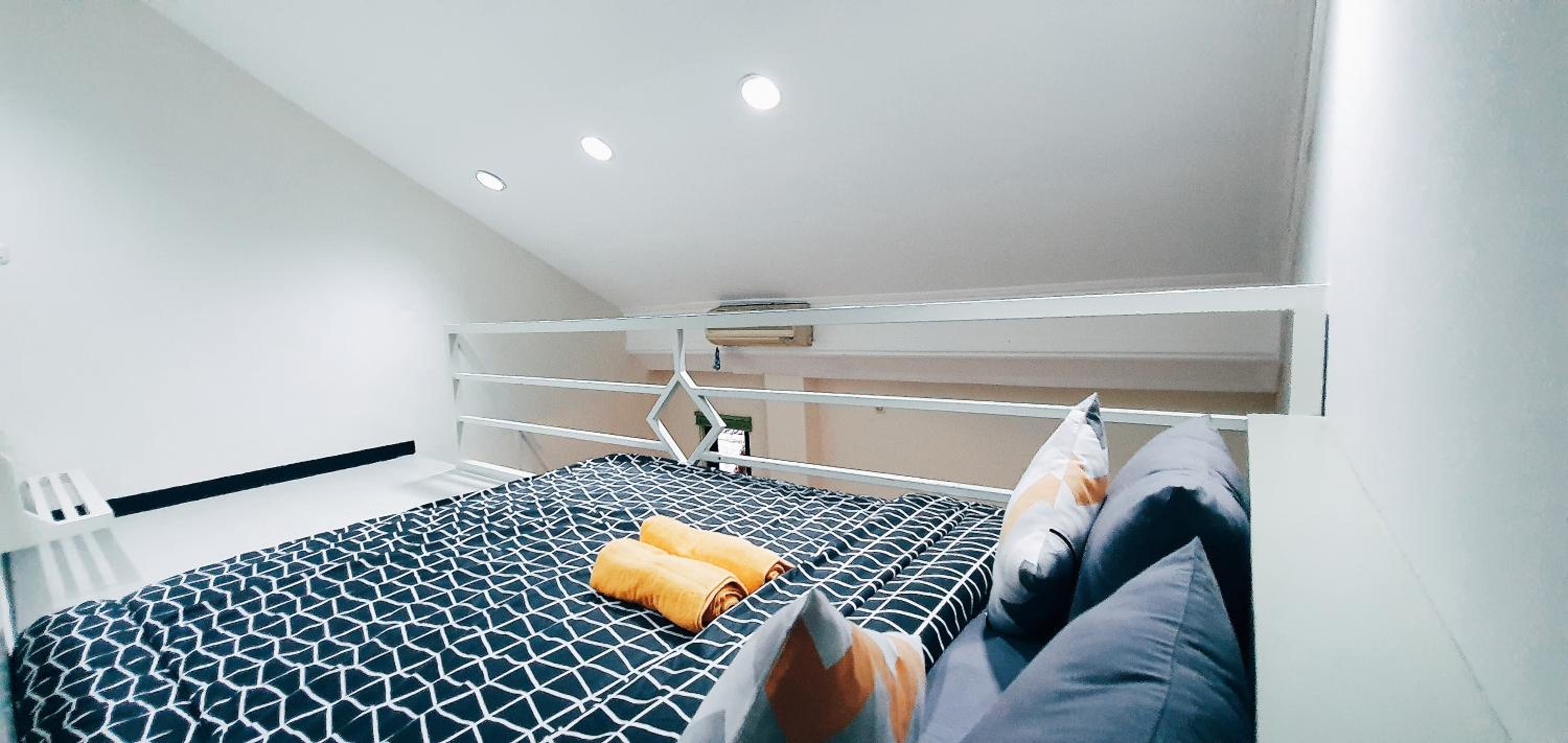 Economy Quadruple Room with Shared Bathroom photo 1