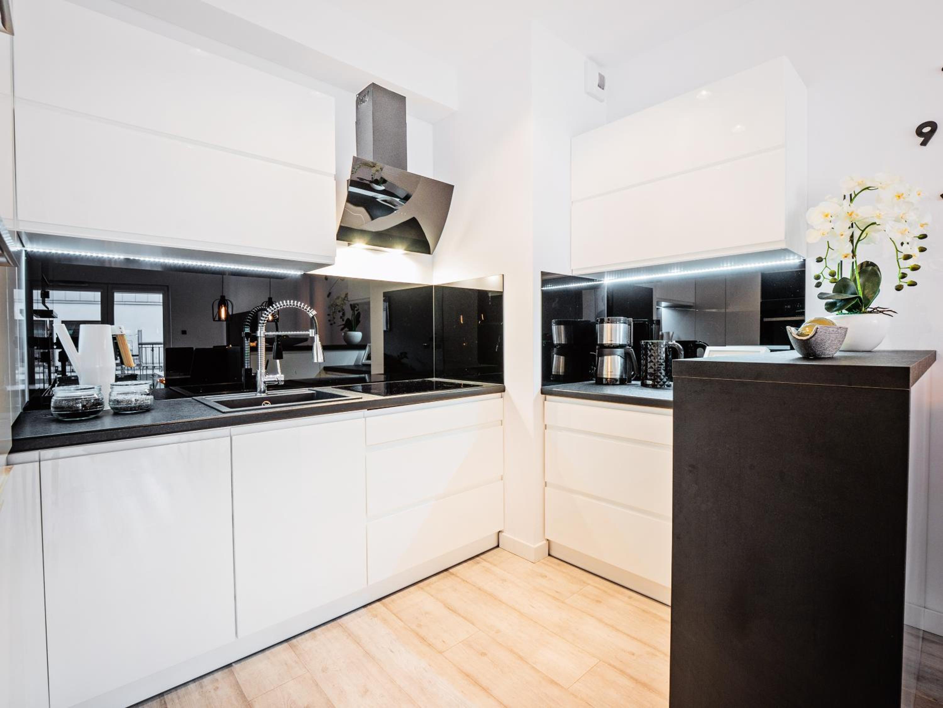 Superior Apartment photo 2