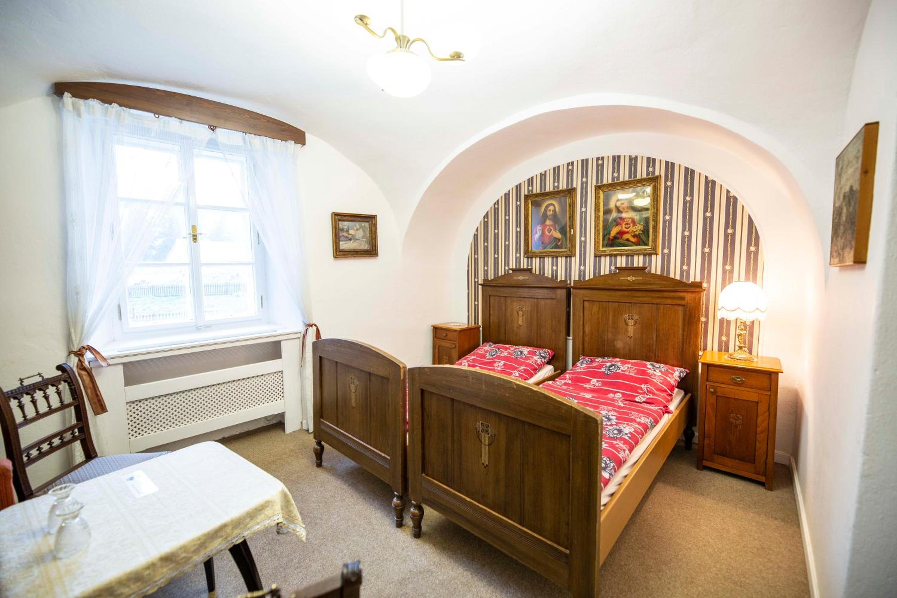 Double Room with Shared Bathroom