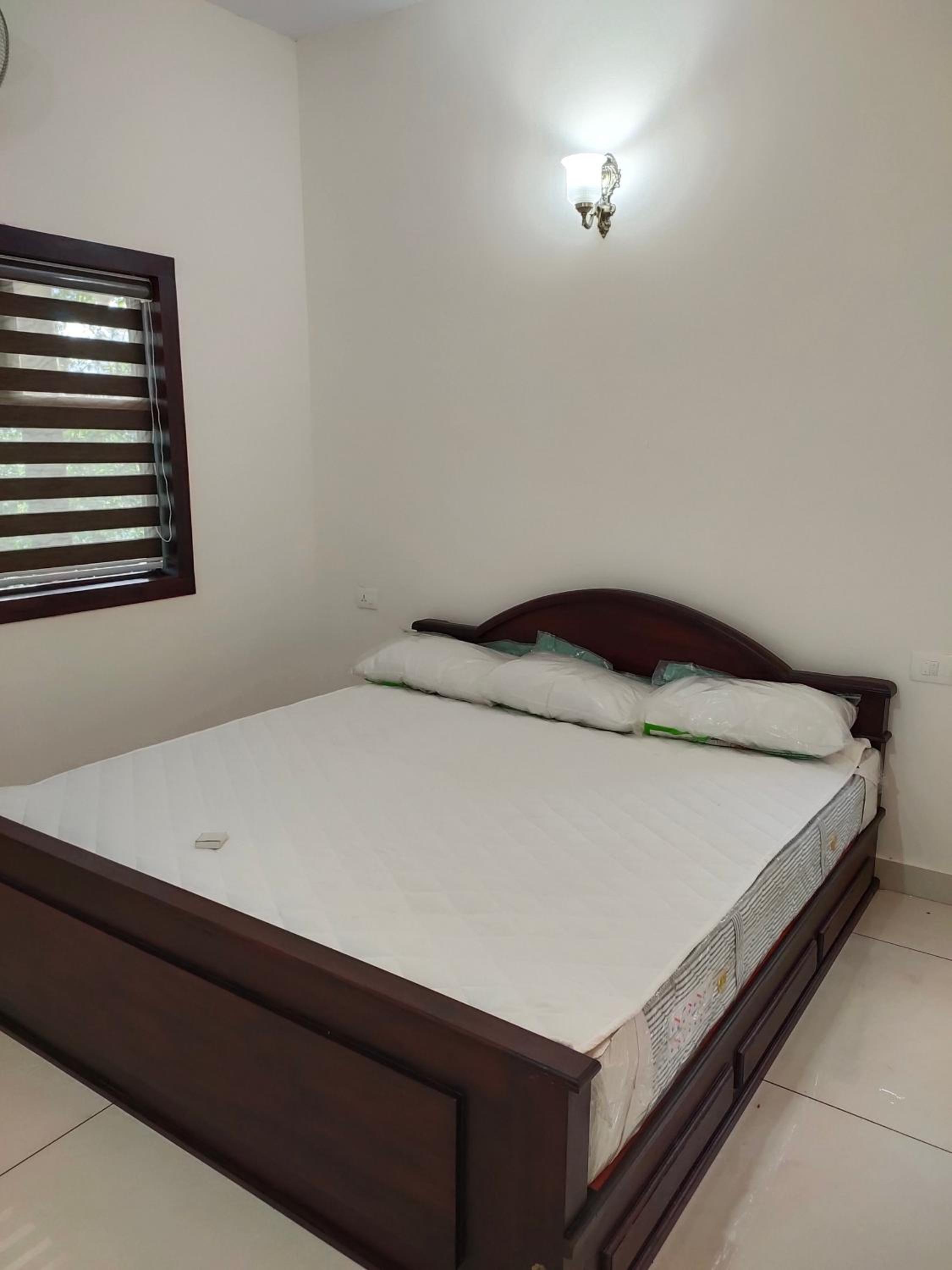 Two-Bedroom House photo 3