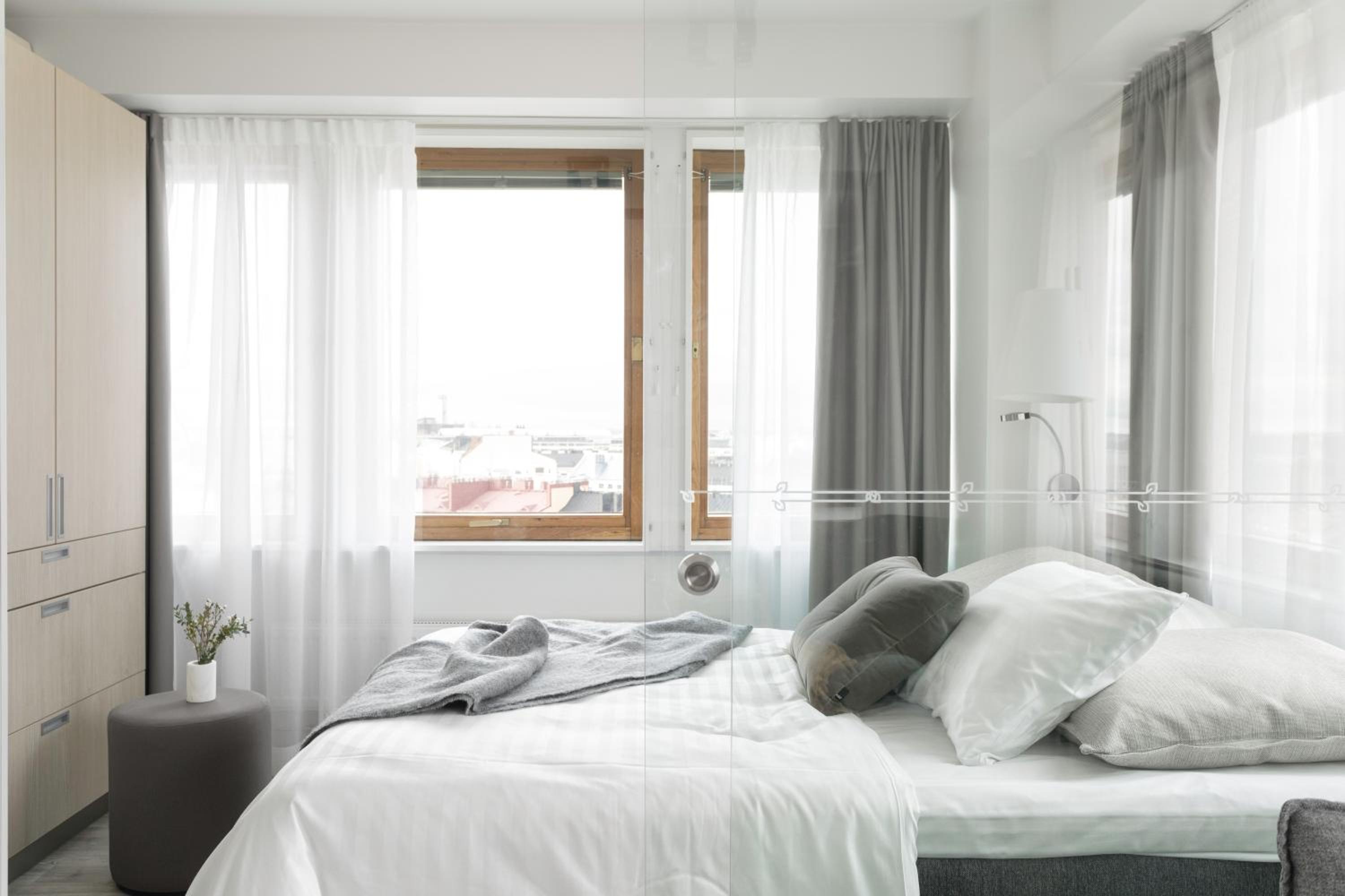 Large studio with a panoramic view - Photo 1
