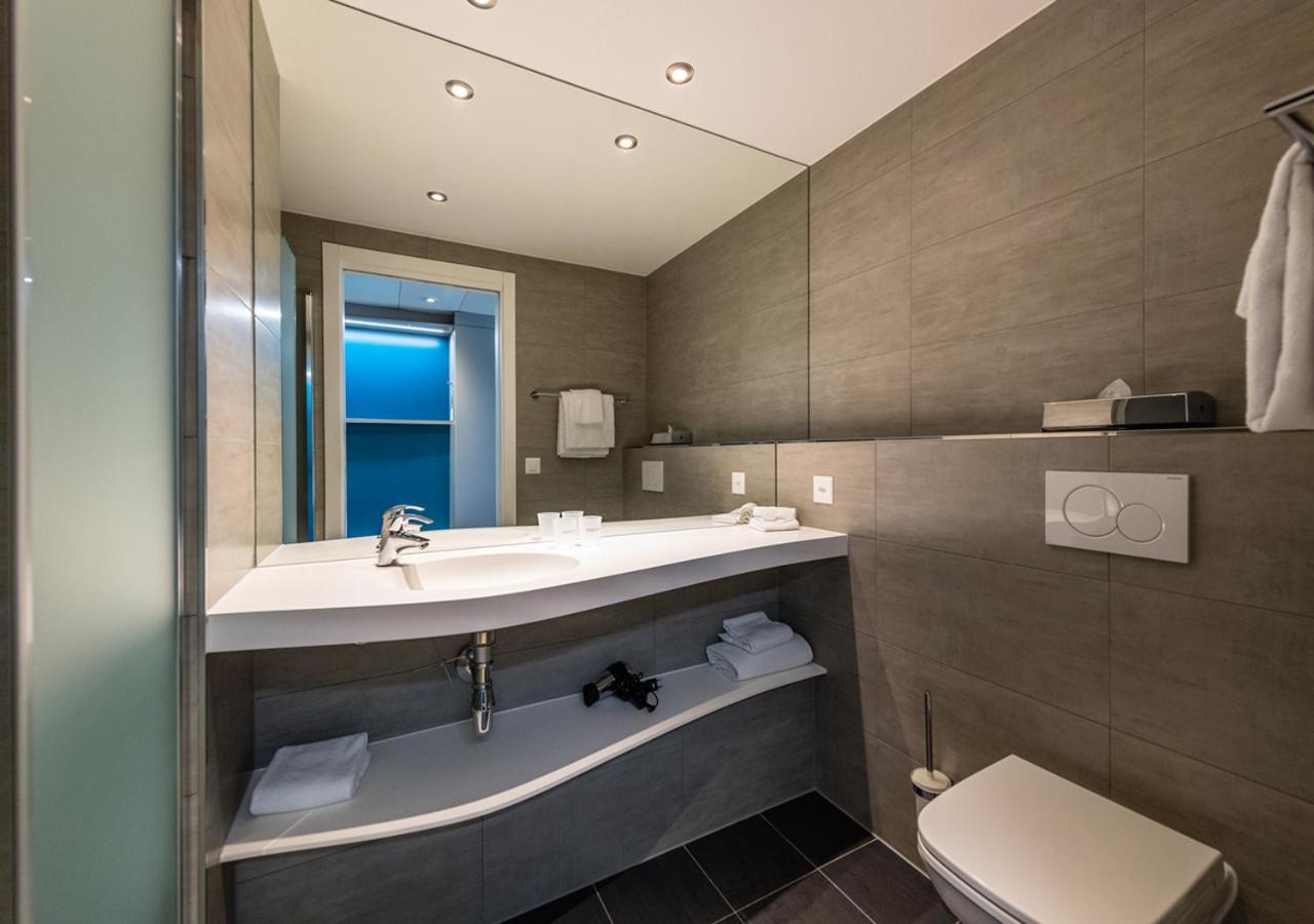 Available room