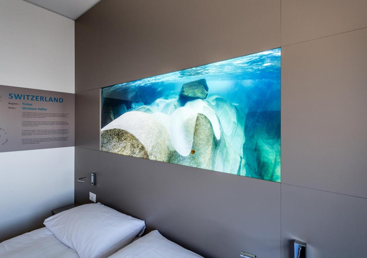 Available room
