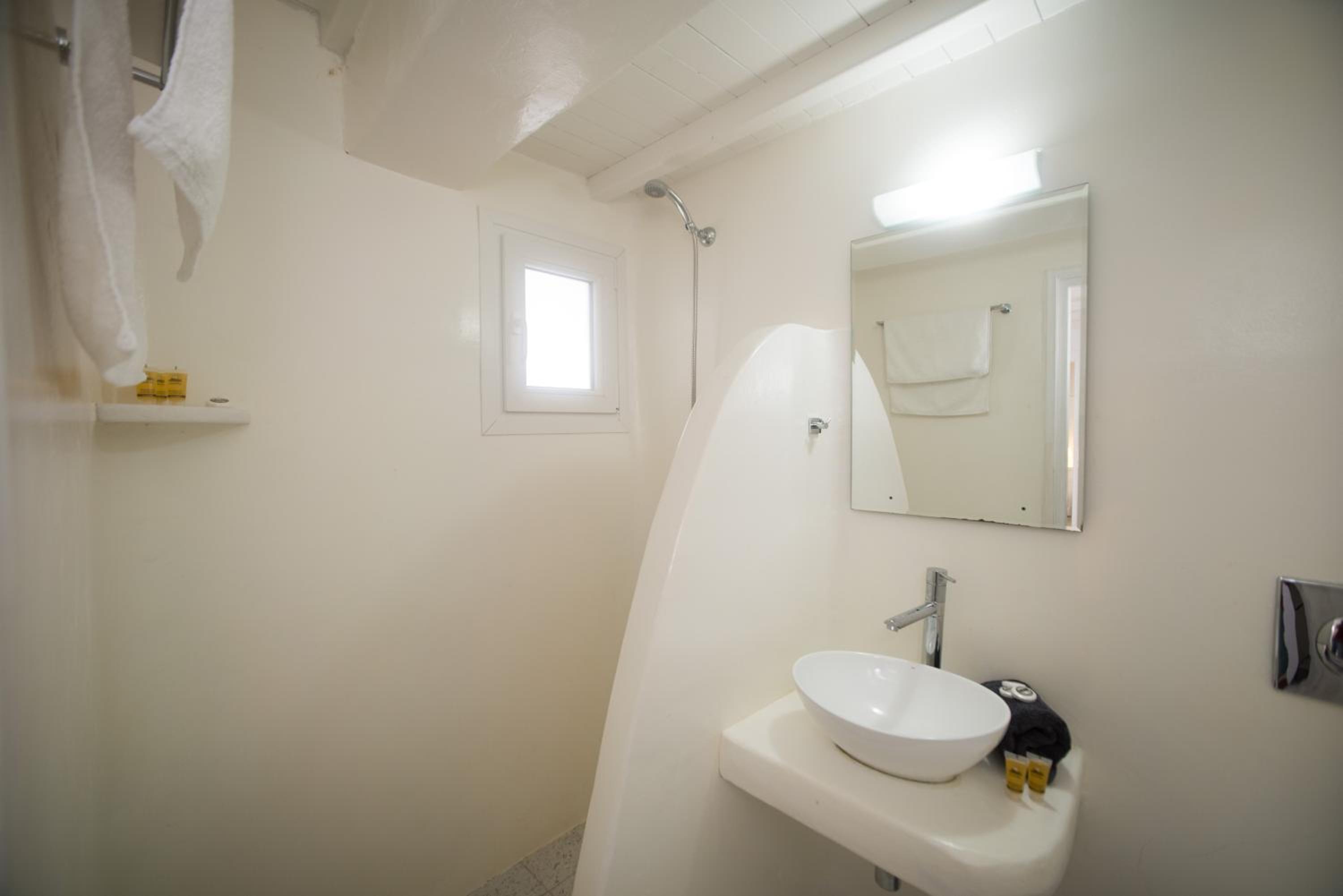 Two-Bedroom Apartment photo 2