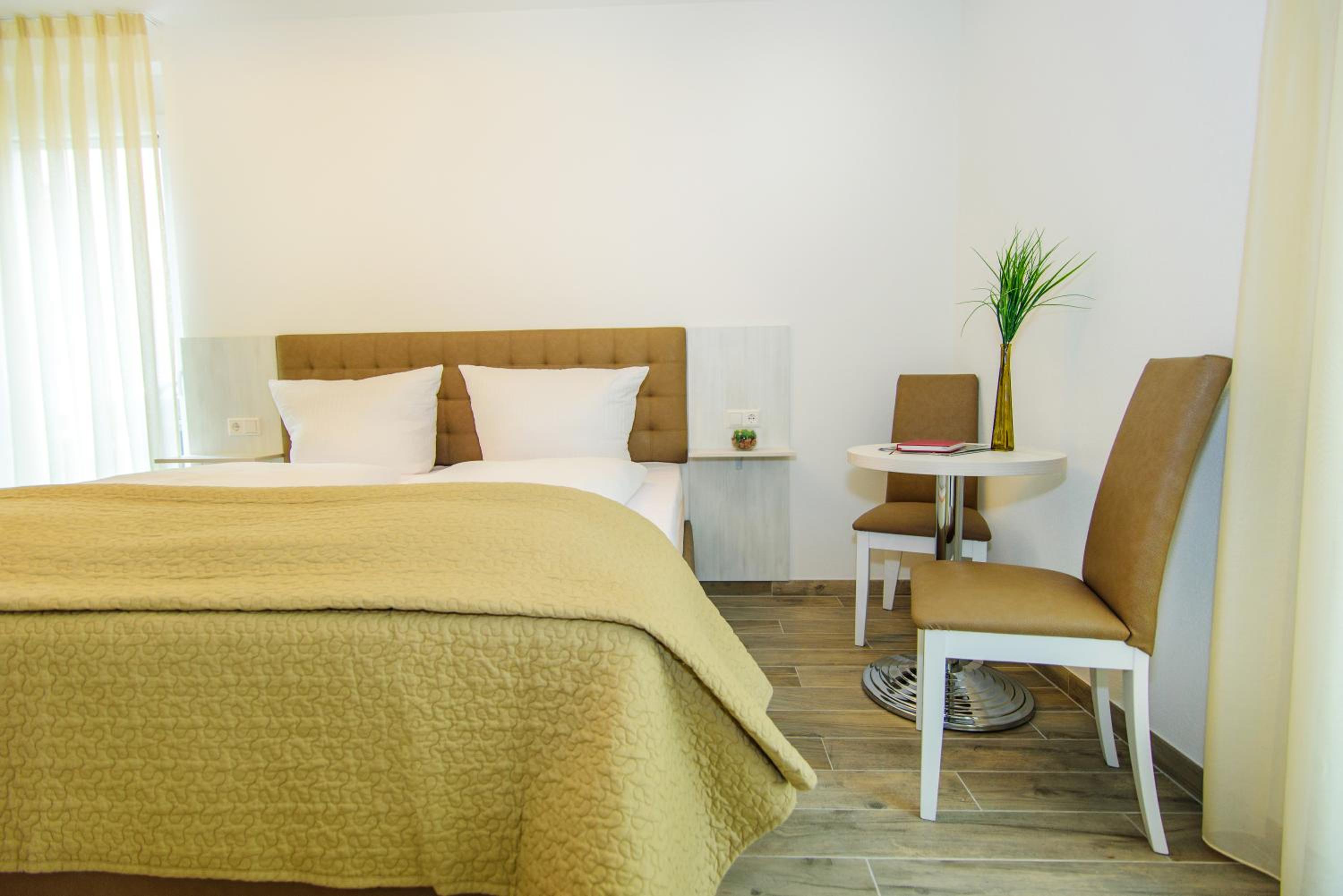 Double Room with Private Bathroom photo 1