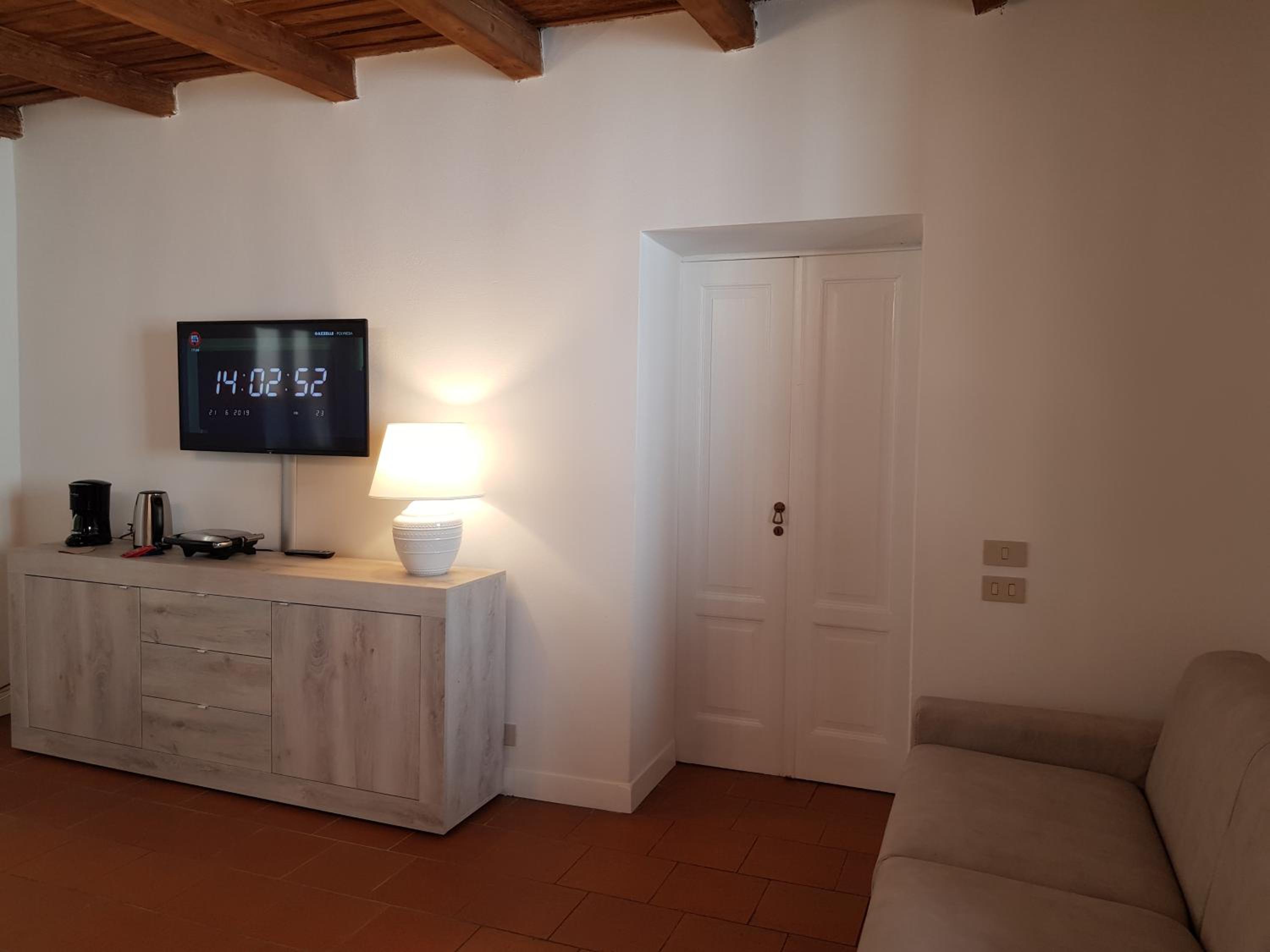 Two-Bedroom Suite - Photo 13