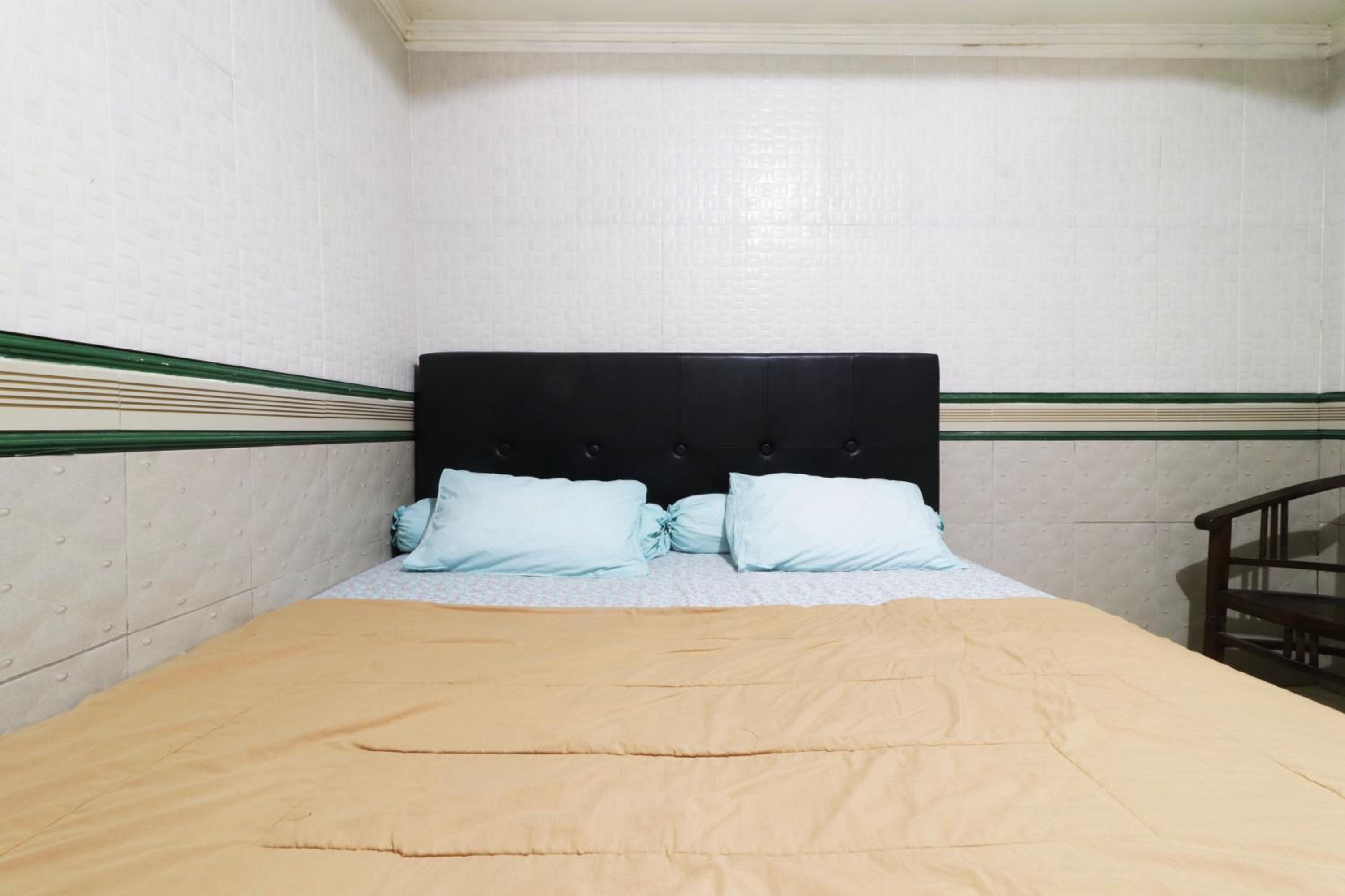 Deluxe Queen Room - Photo 4