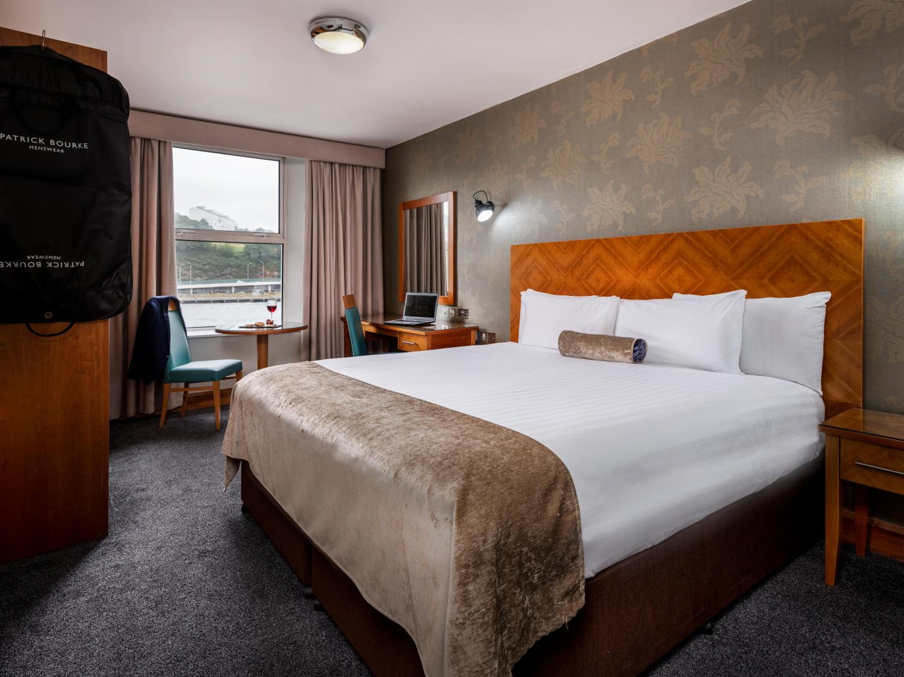 Double Room - Photo 6
