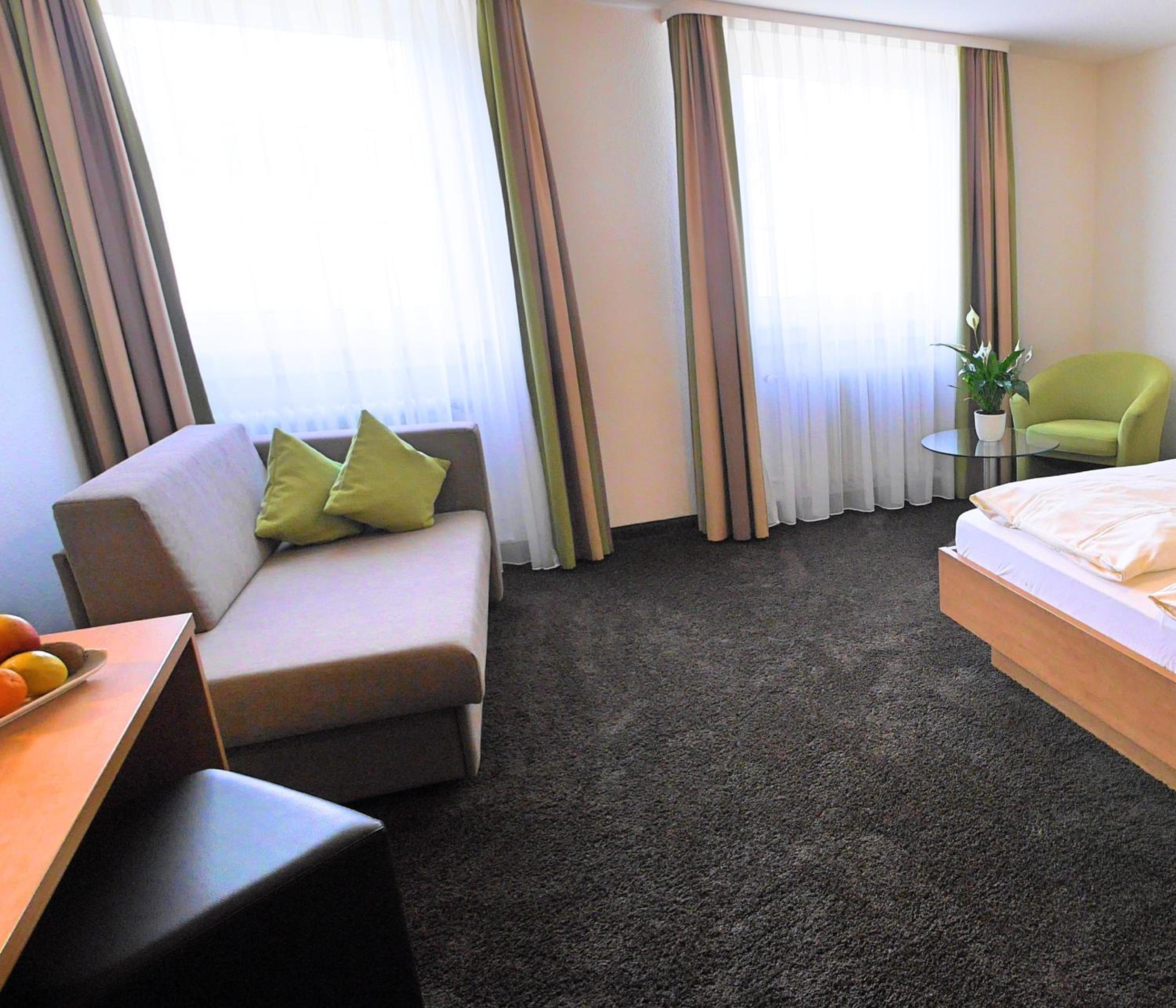 Superior Triple Room - Photo 8