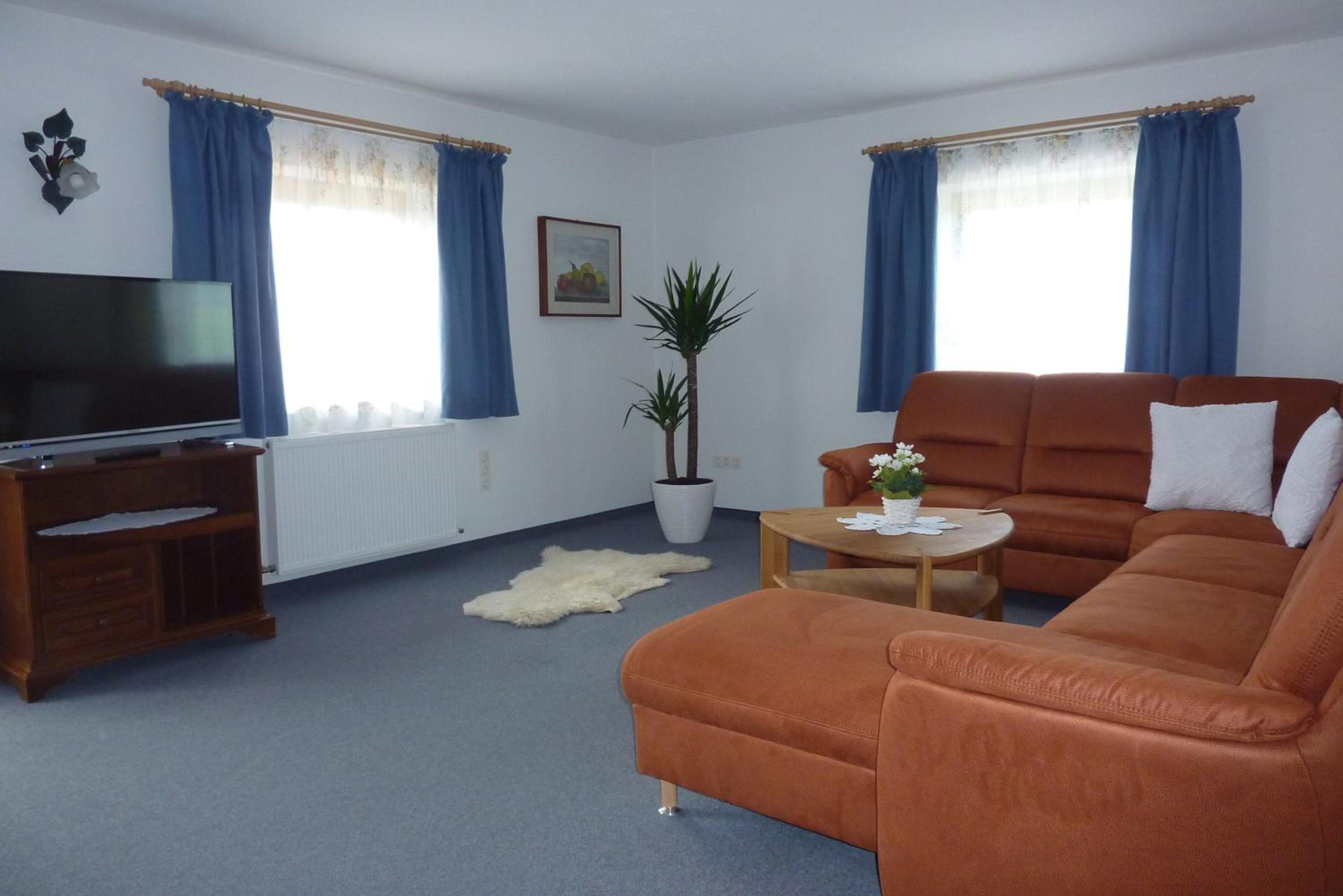 Apartment with Balcony photo 3