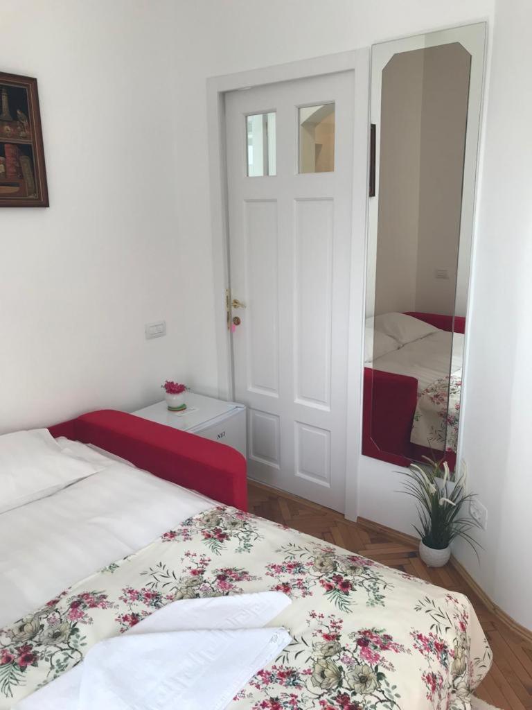 Apartment - Photo 21