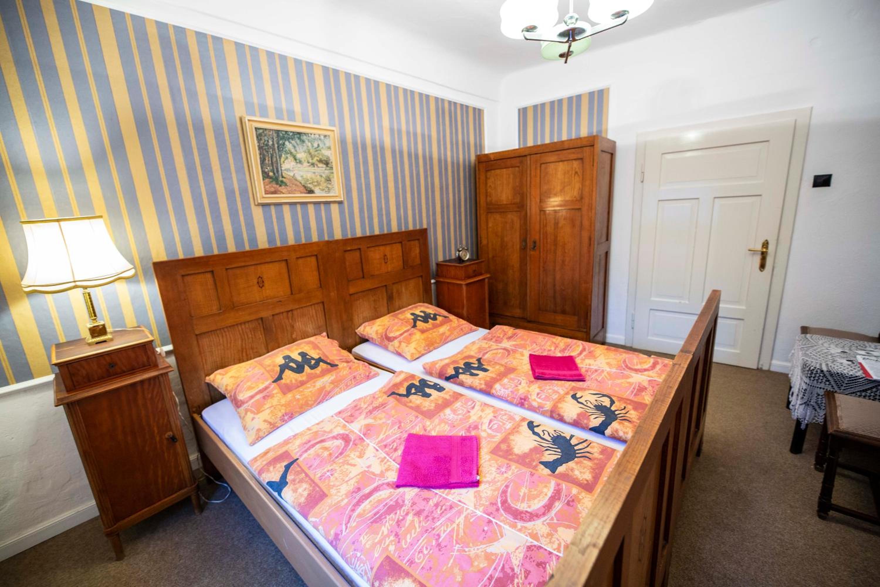 Double Room with Shared Bathroom
