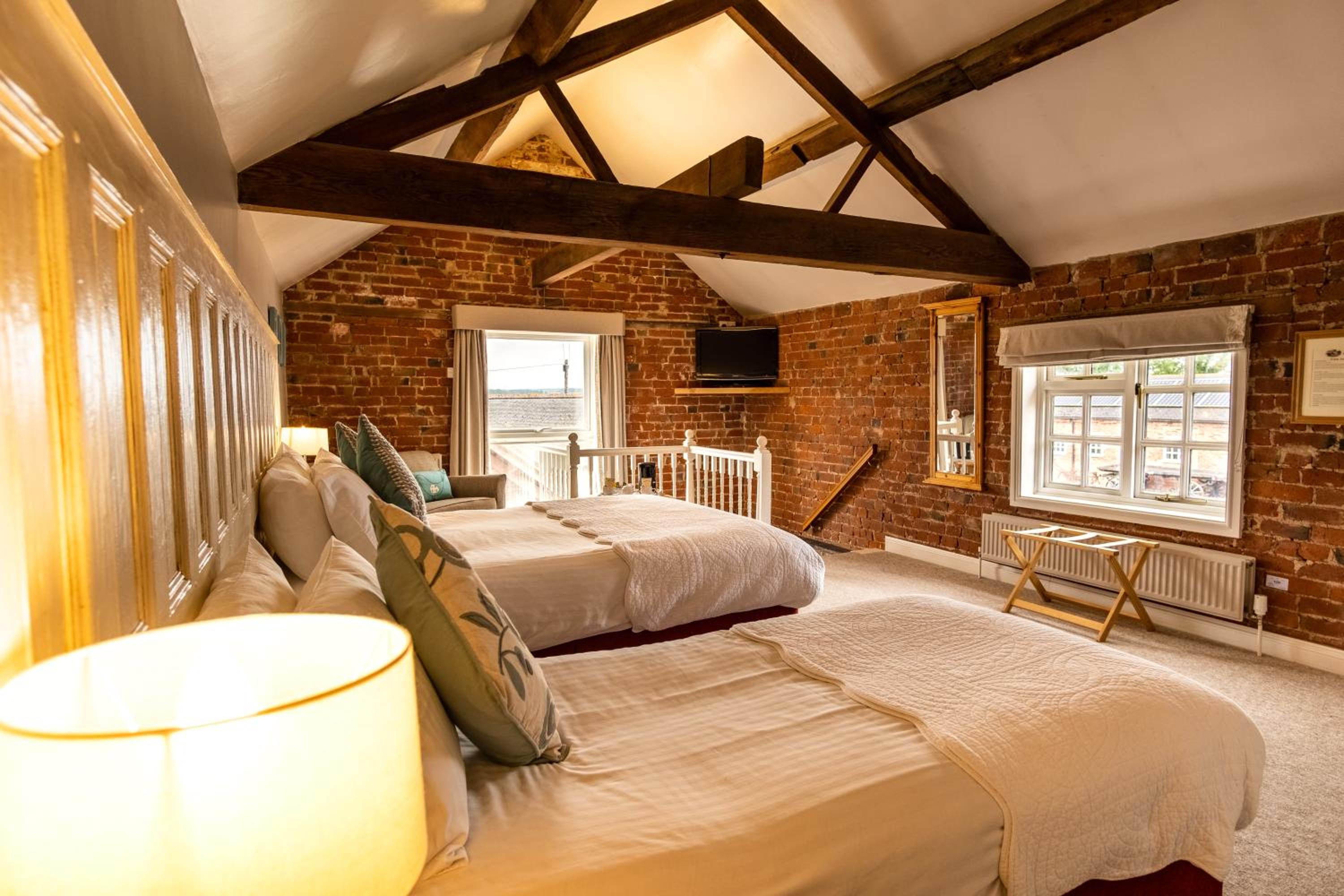 Twin Room - Photo 5
