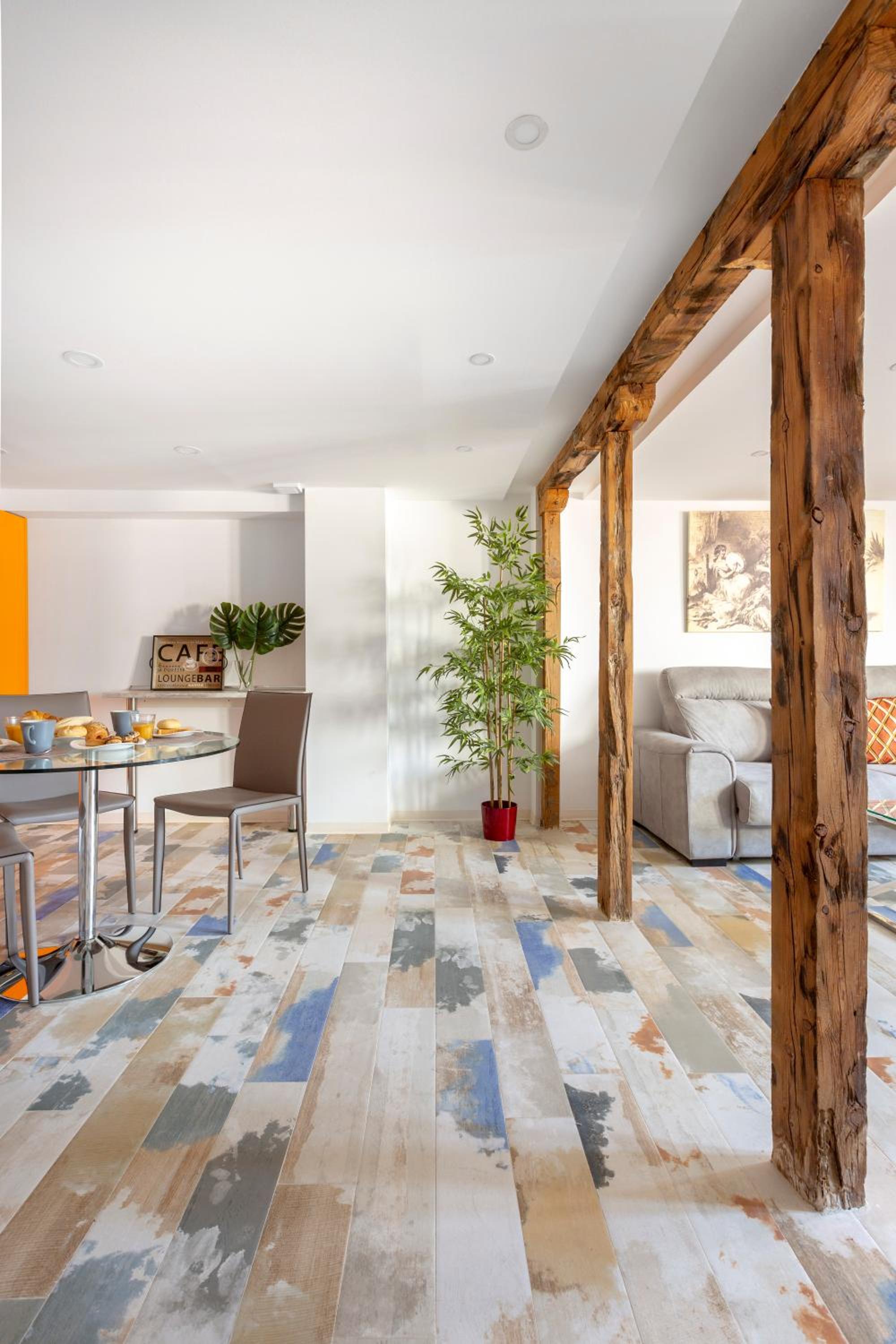 Studio Apartment - Photo 11
