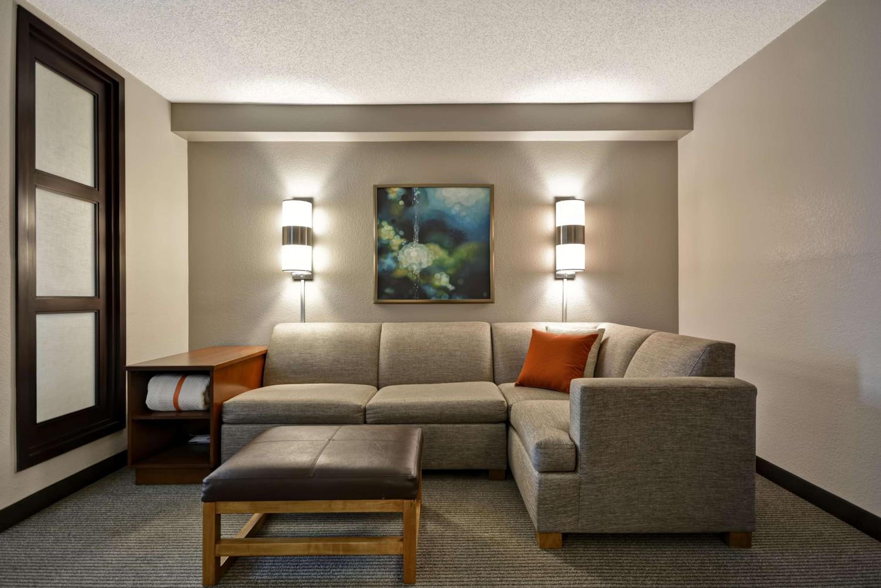 Double Room with Two Double Beds and Sofa Bed photo 2
