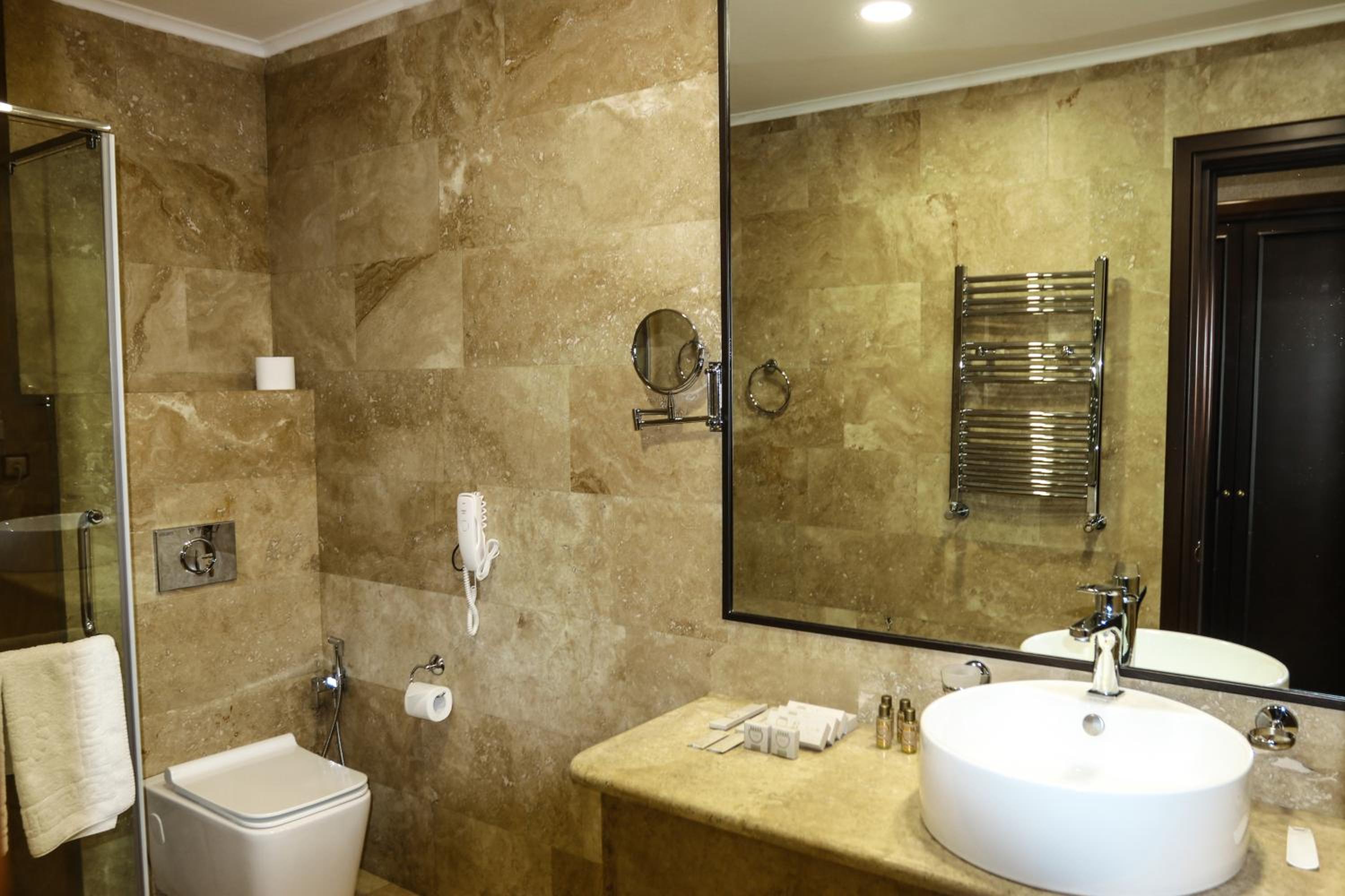 Standard Twin Room photo 2
