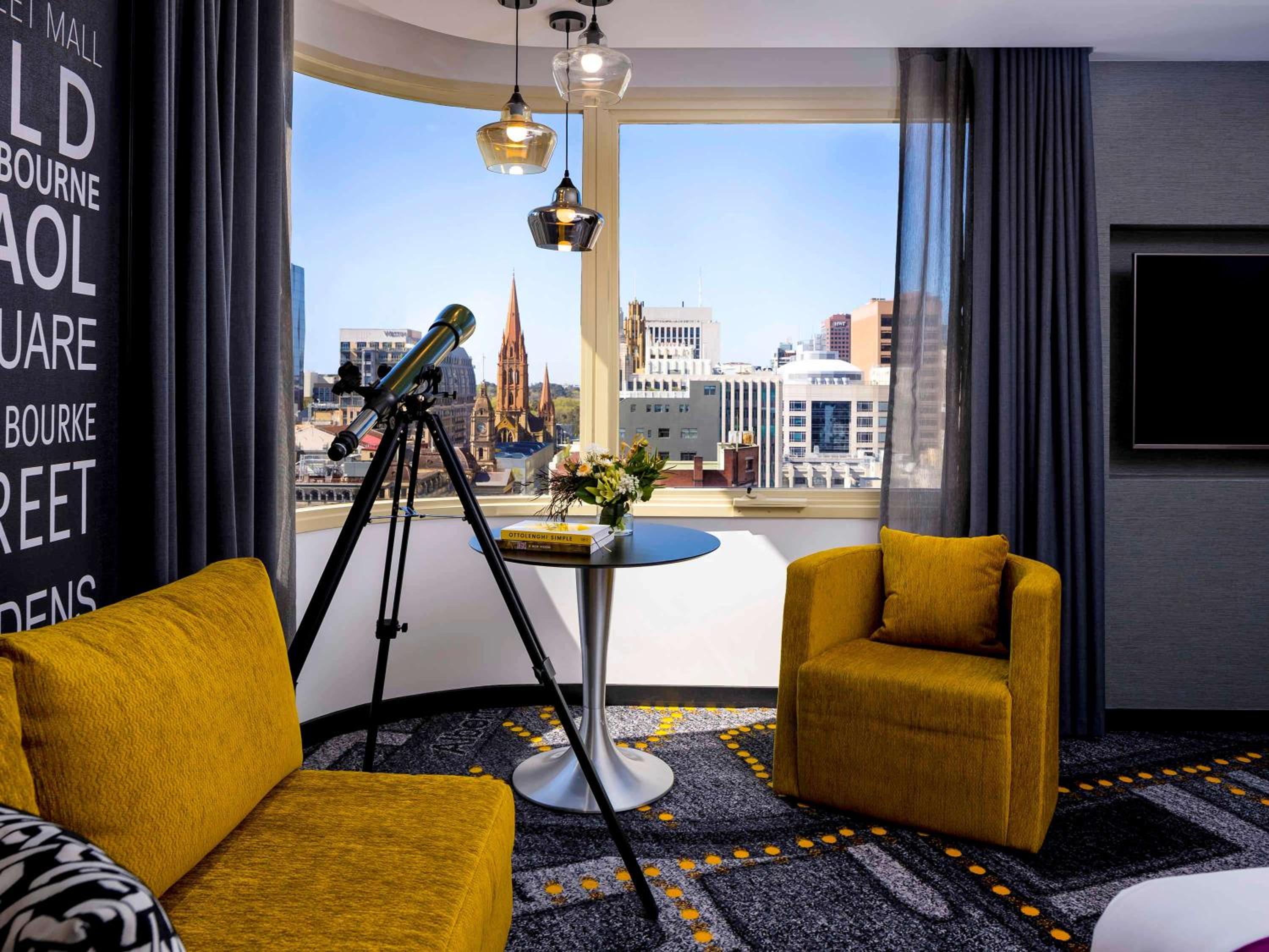 Deluxe King Room - Photo 6