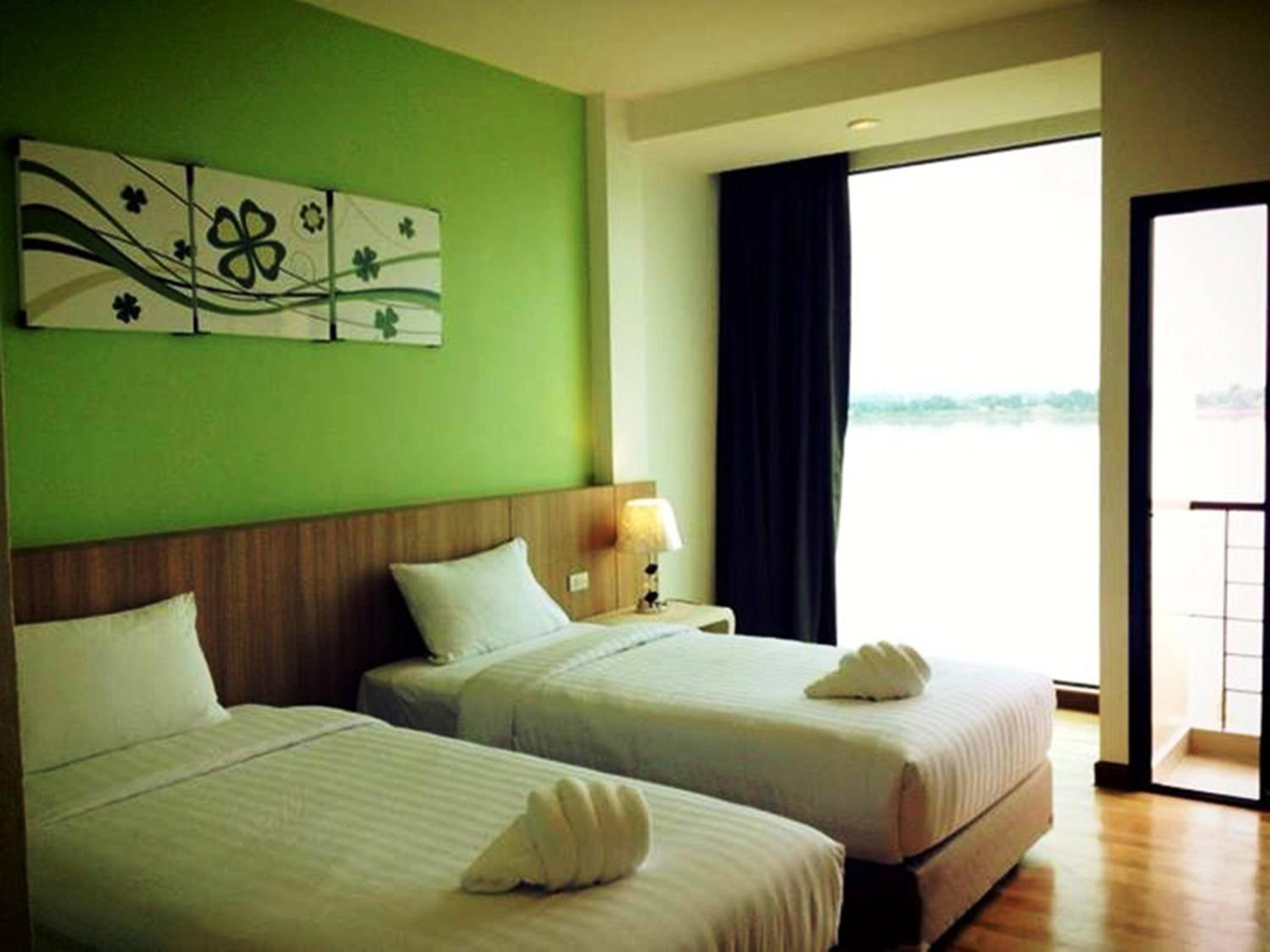 Deluxe Double or Twin Room - Photo 8