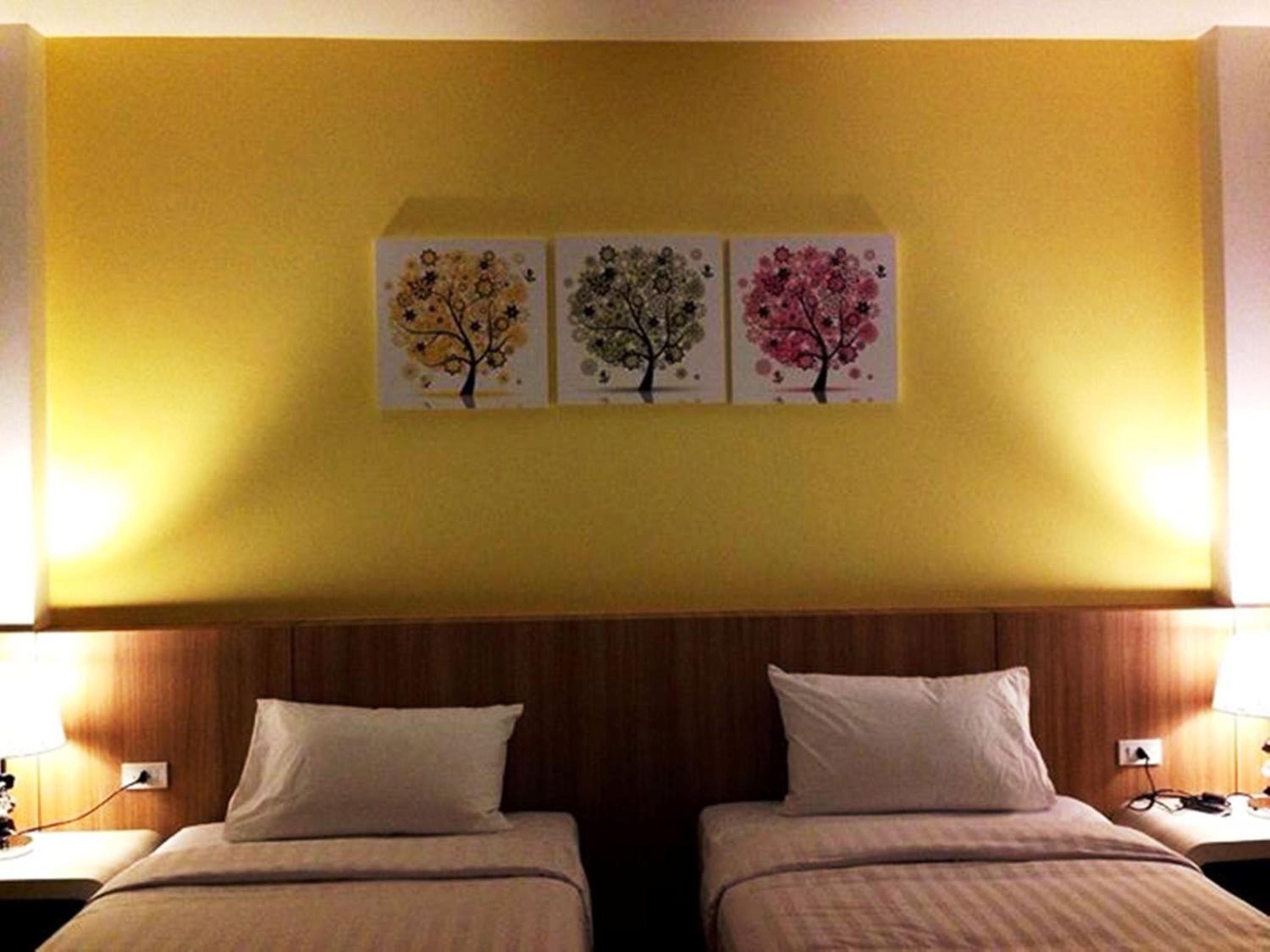 Deluxe Double or Twin Room - Photo 2