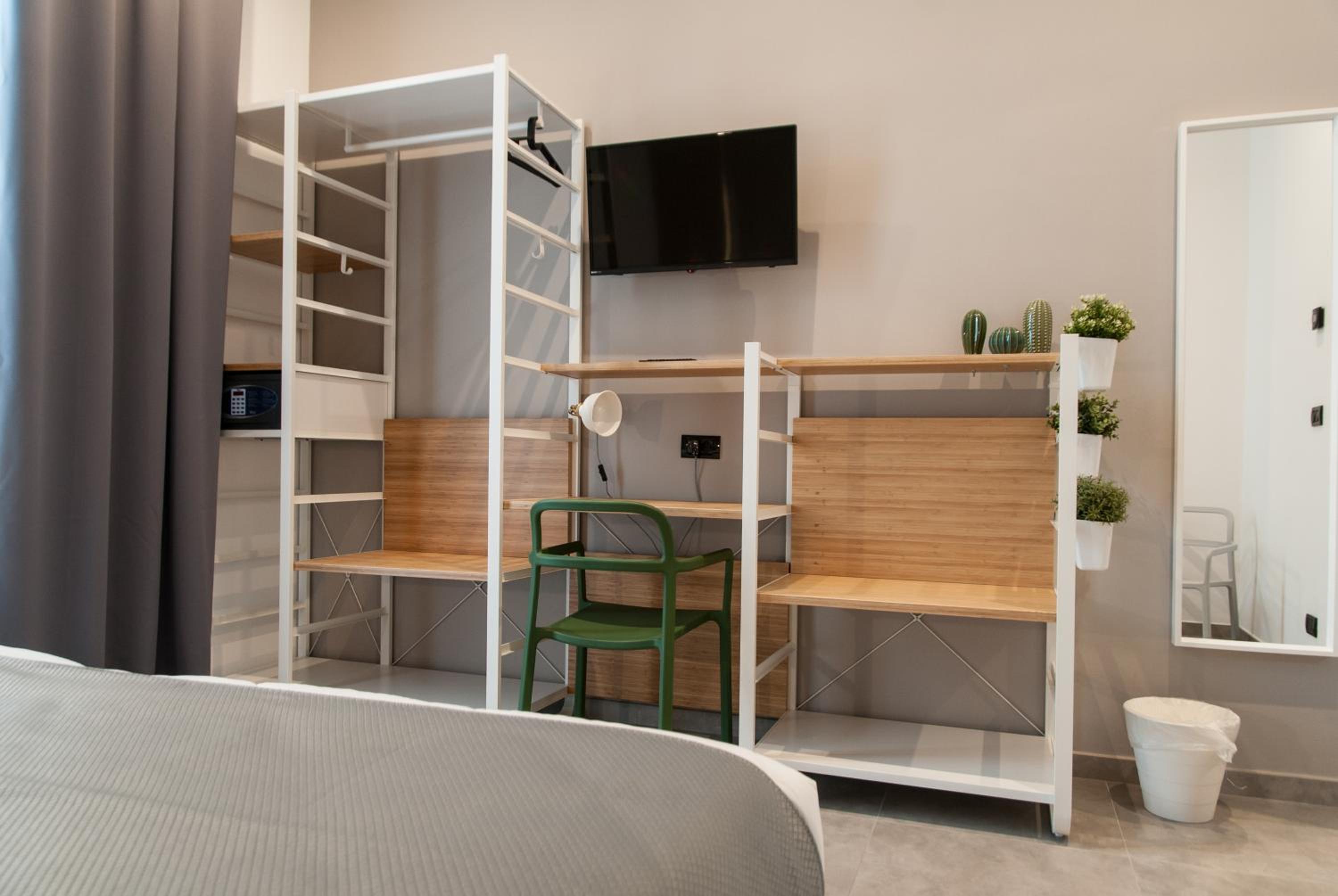 Superior Double Room - Photo 2