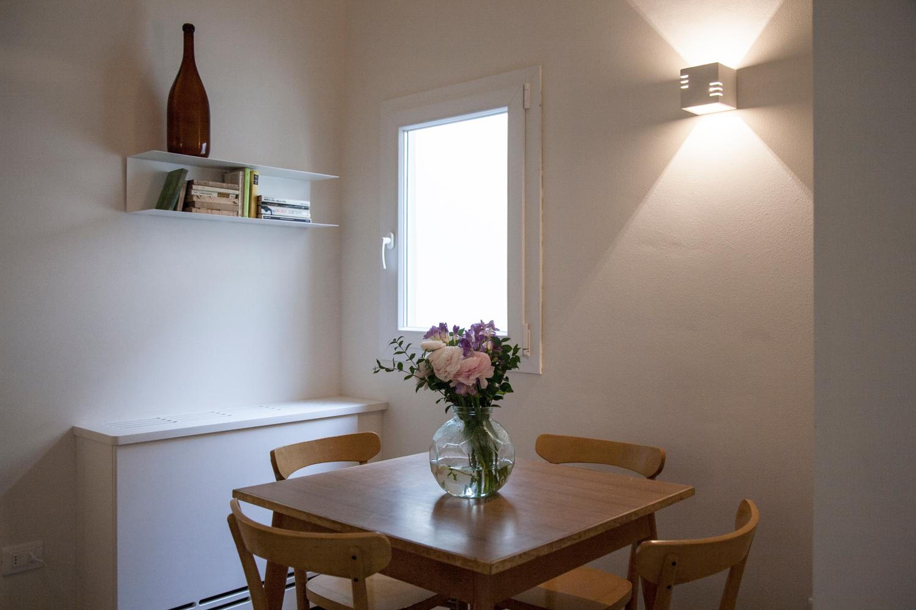 Apartment photo 2