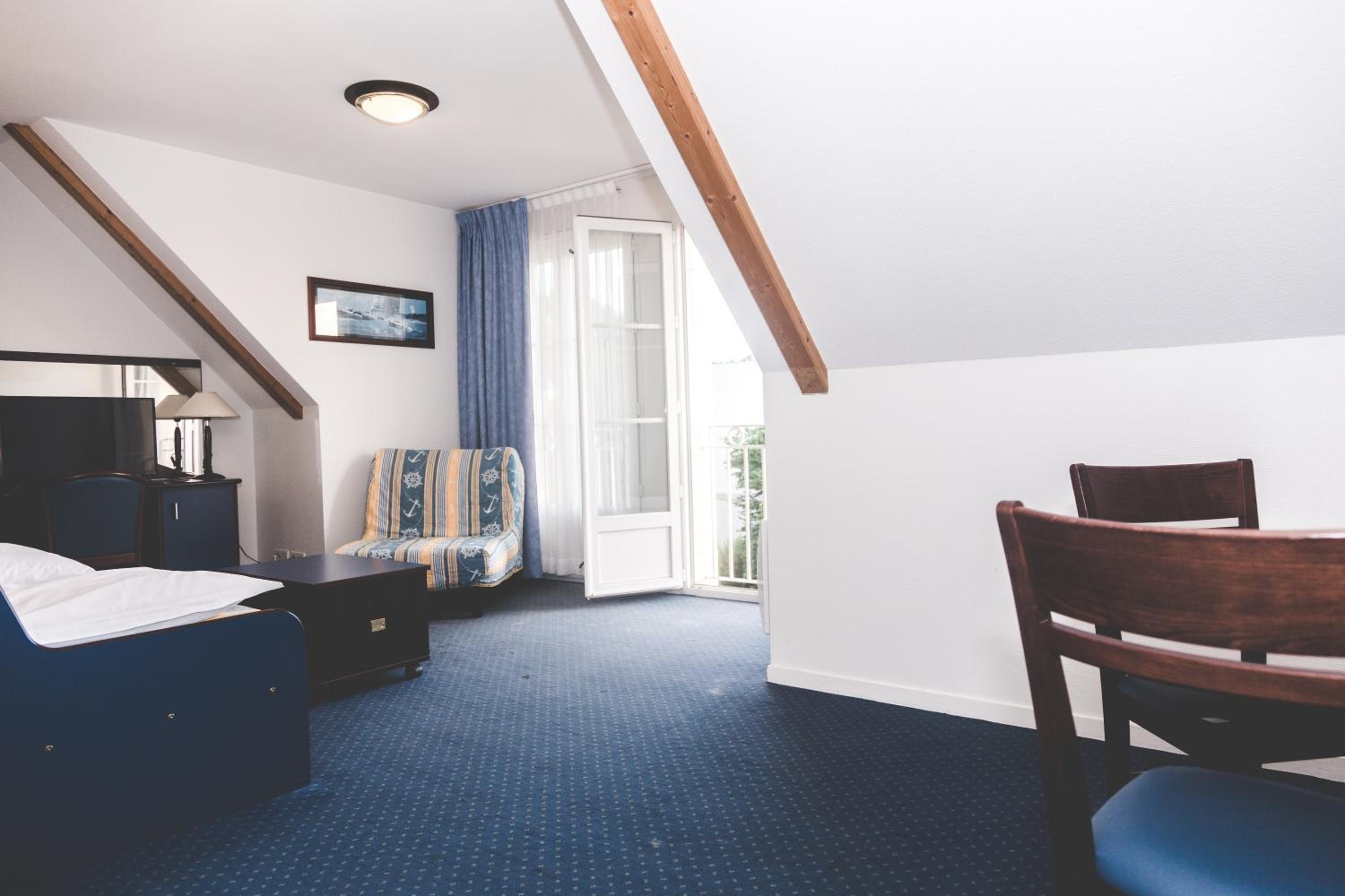 Large Studio ( 2- 3 Adults) - Photo 6