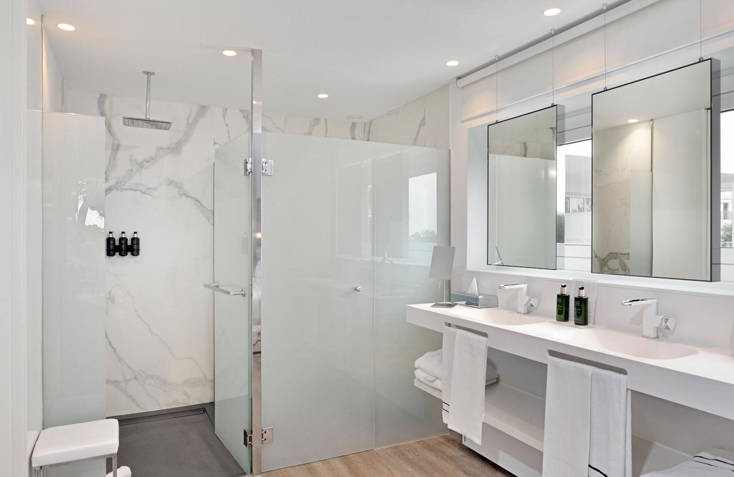 Premium Room - Photo 4