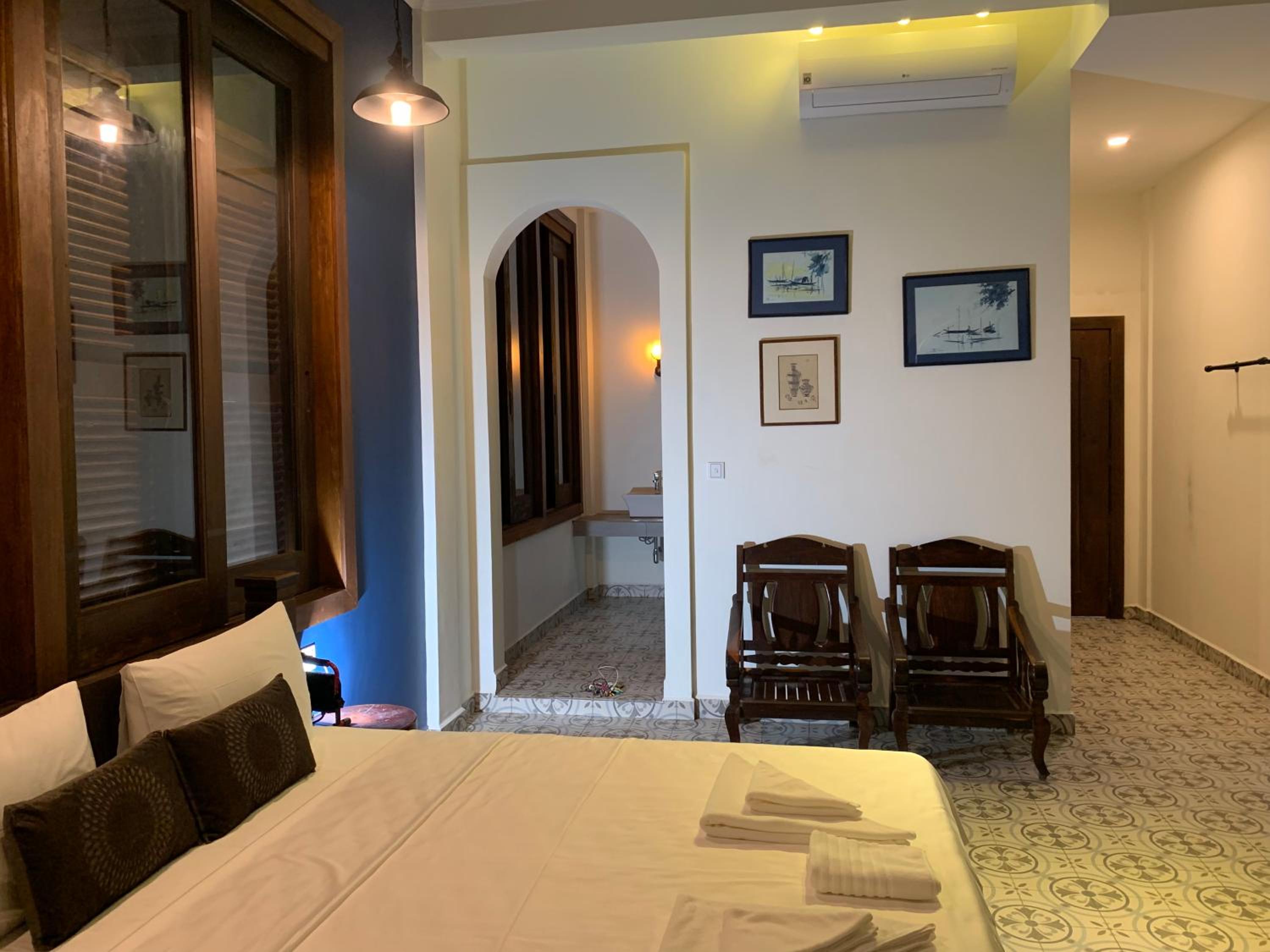 Deluxe Double Room - Photo 10