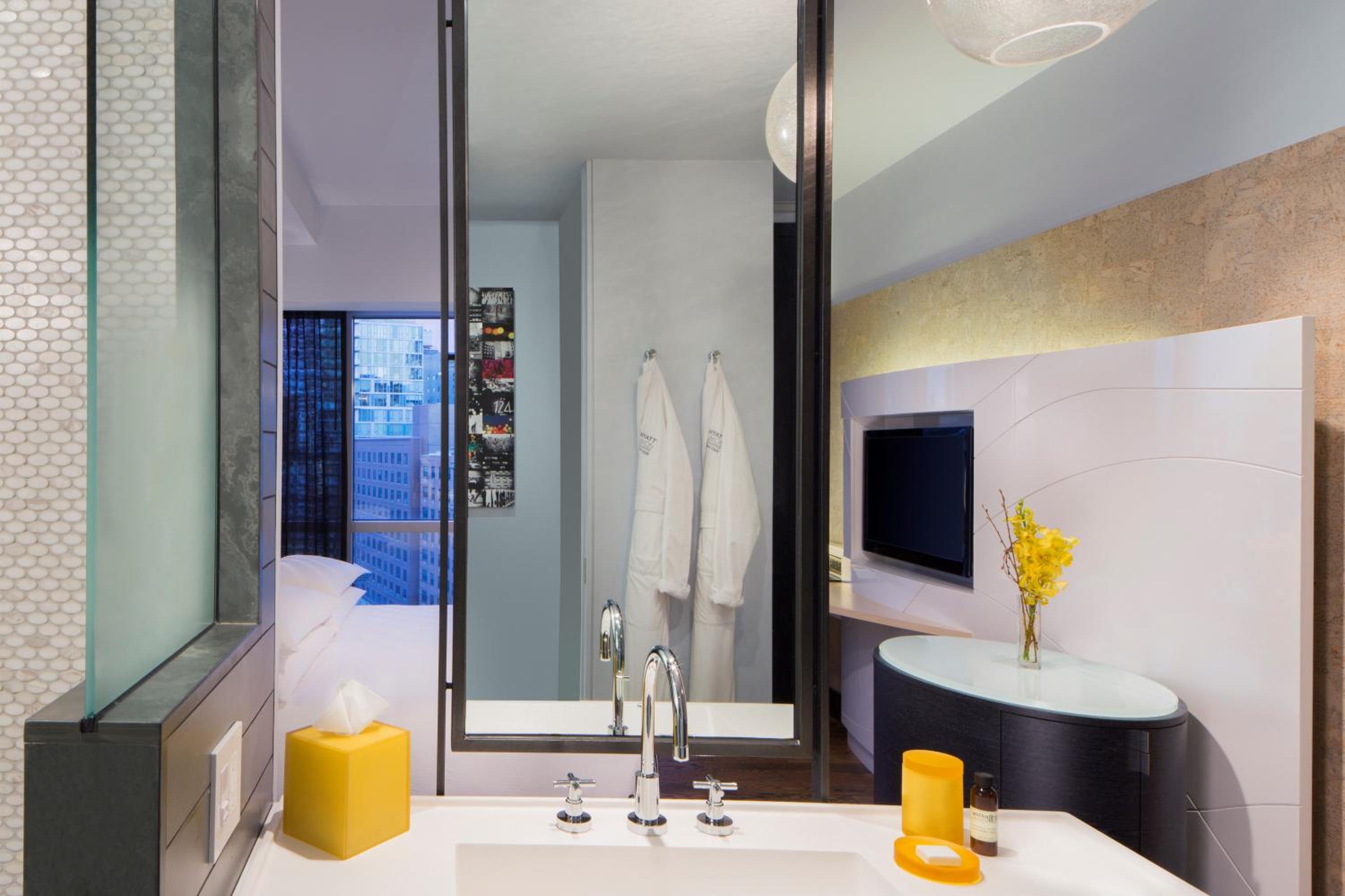 King Room with City View