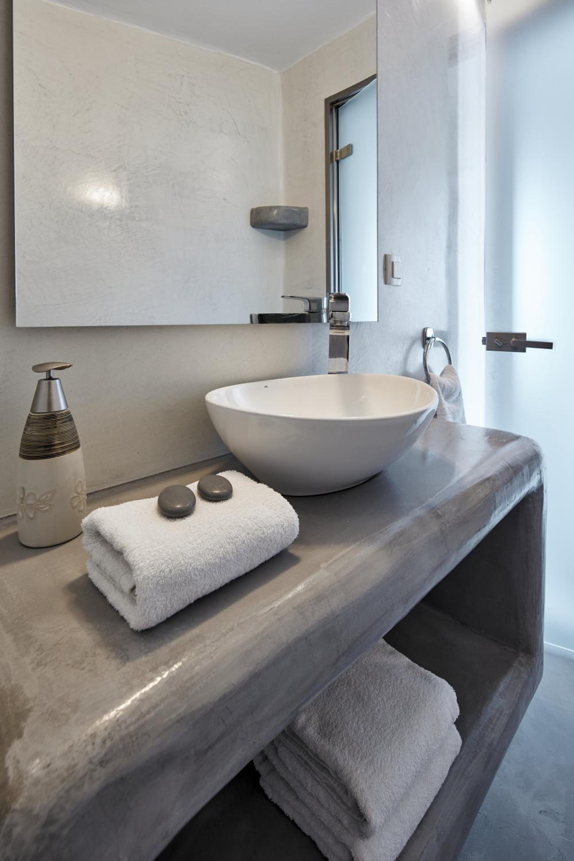 Grand Maisonette Caldera View - Photo 9