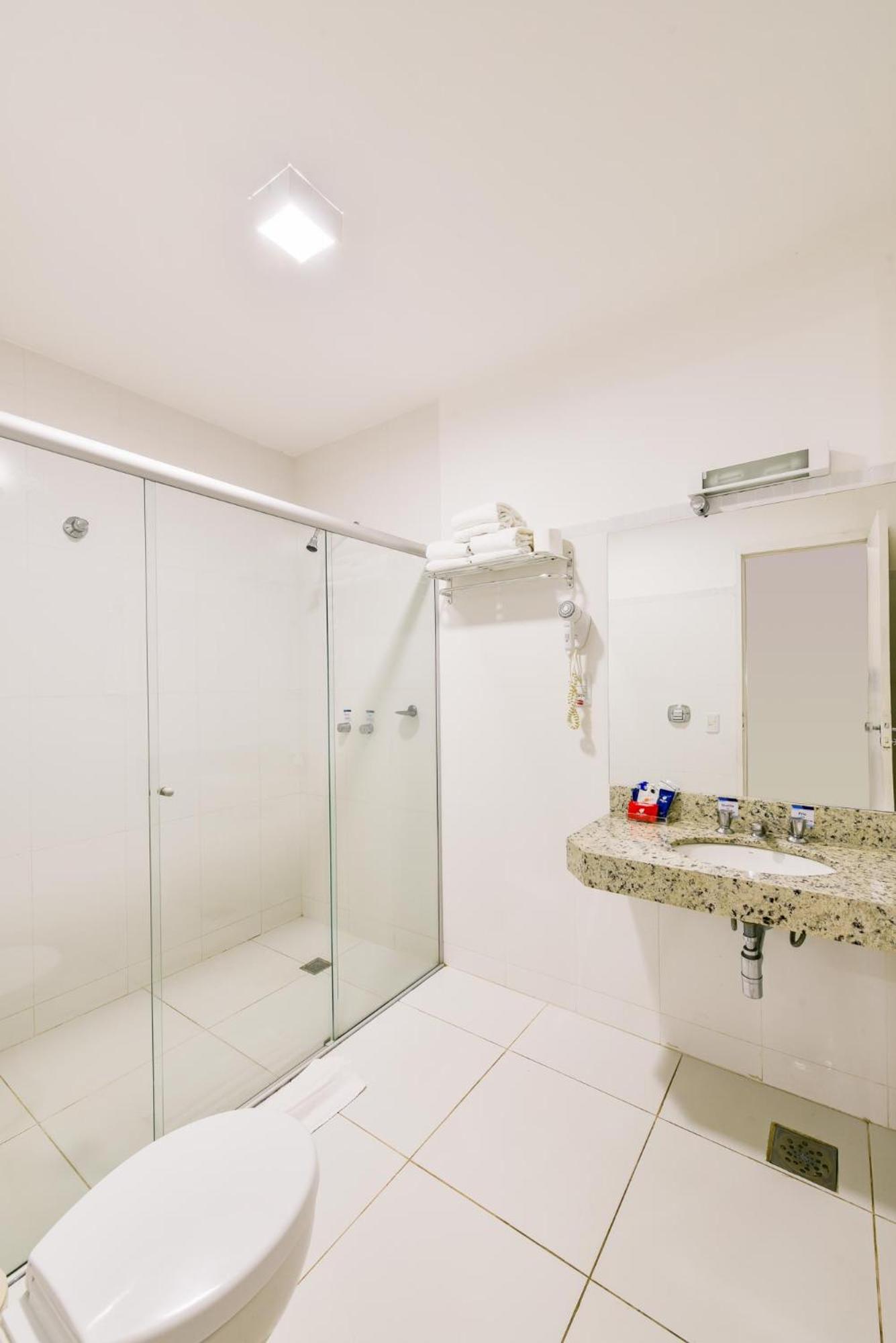 Standard Double Room - Photo 2