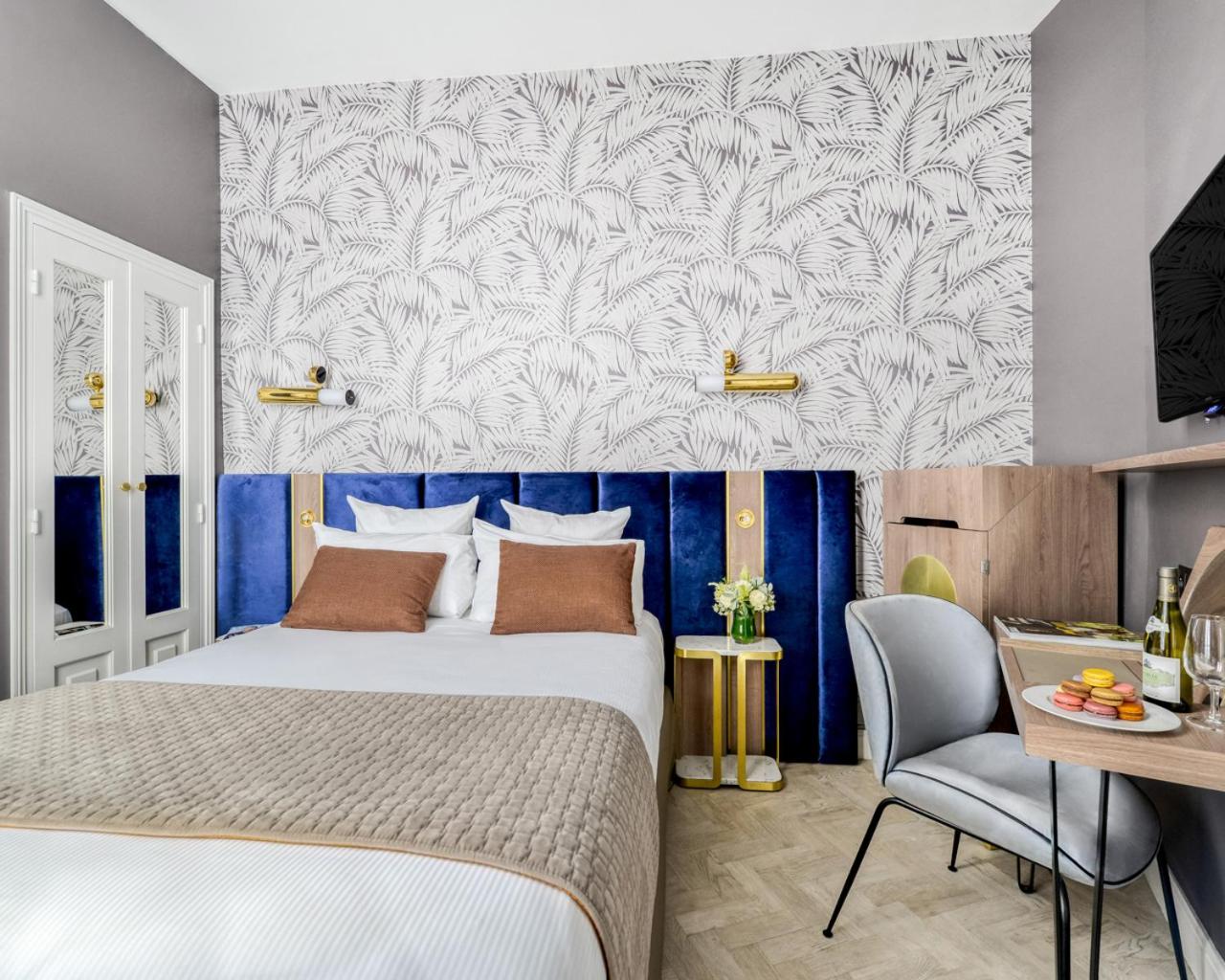 Classic Double Room