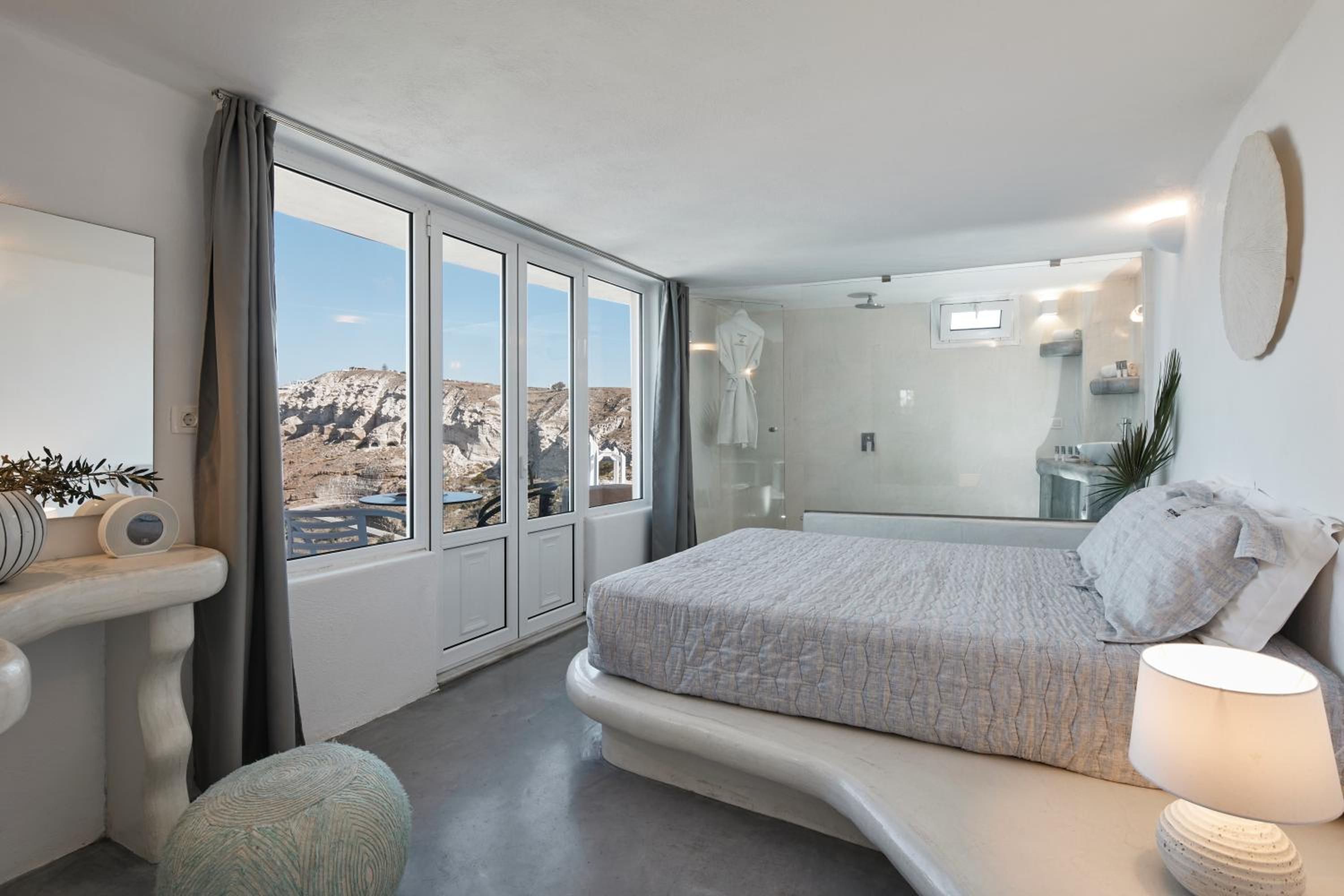 Grand Maisonette Caldera View - Photo 10
