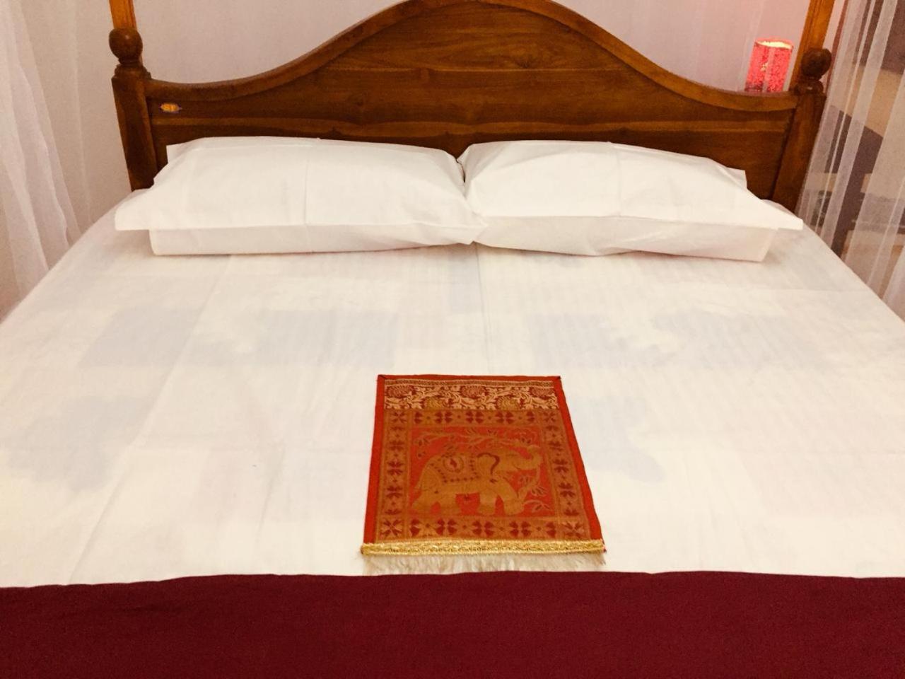 Deluxe Double Room (2 Adults + 1 Child) photo 1