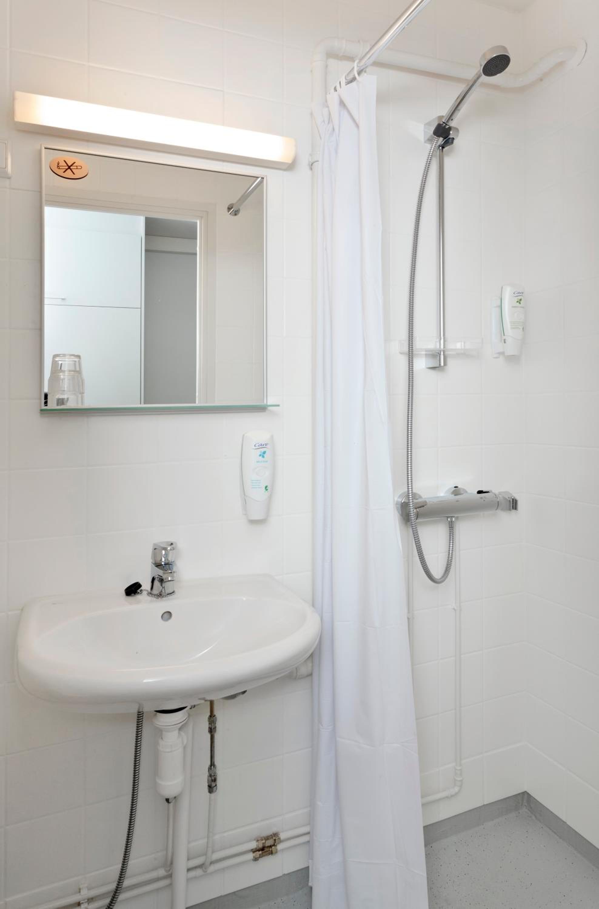 Standard Single Room photo 2