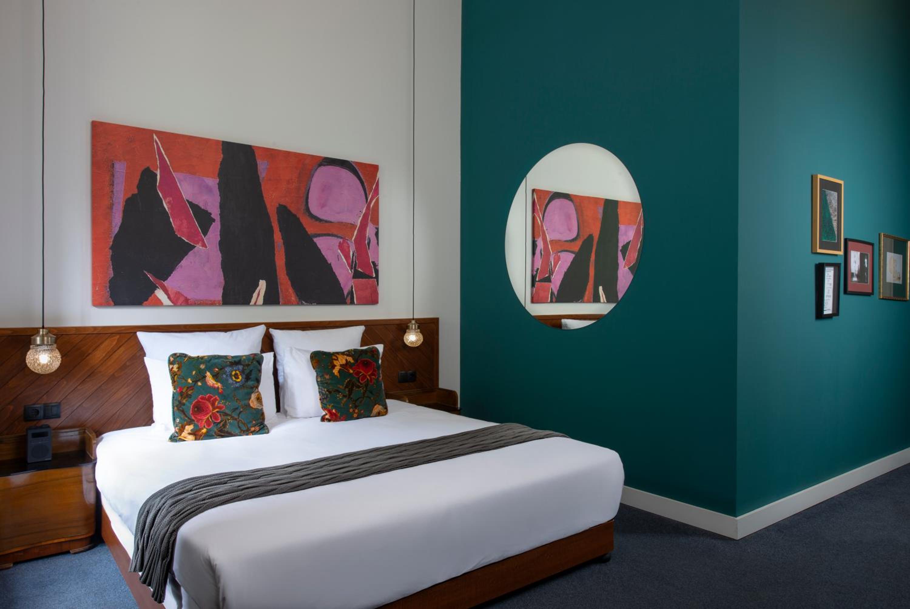 Large Double Room photo 2