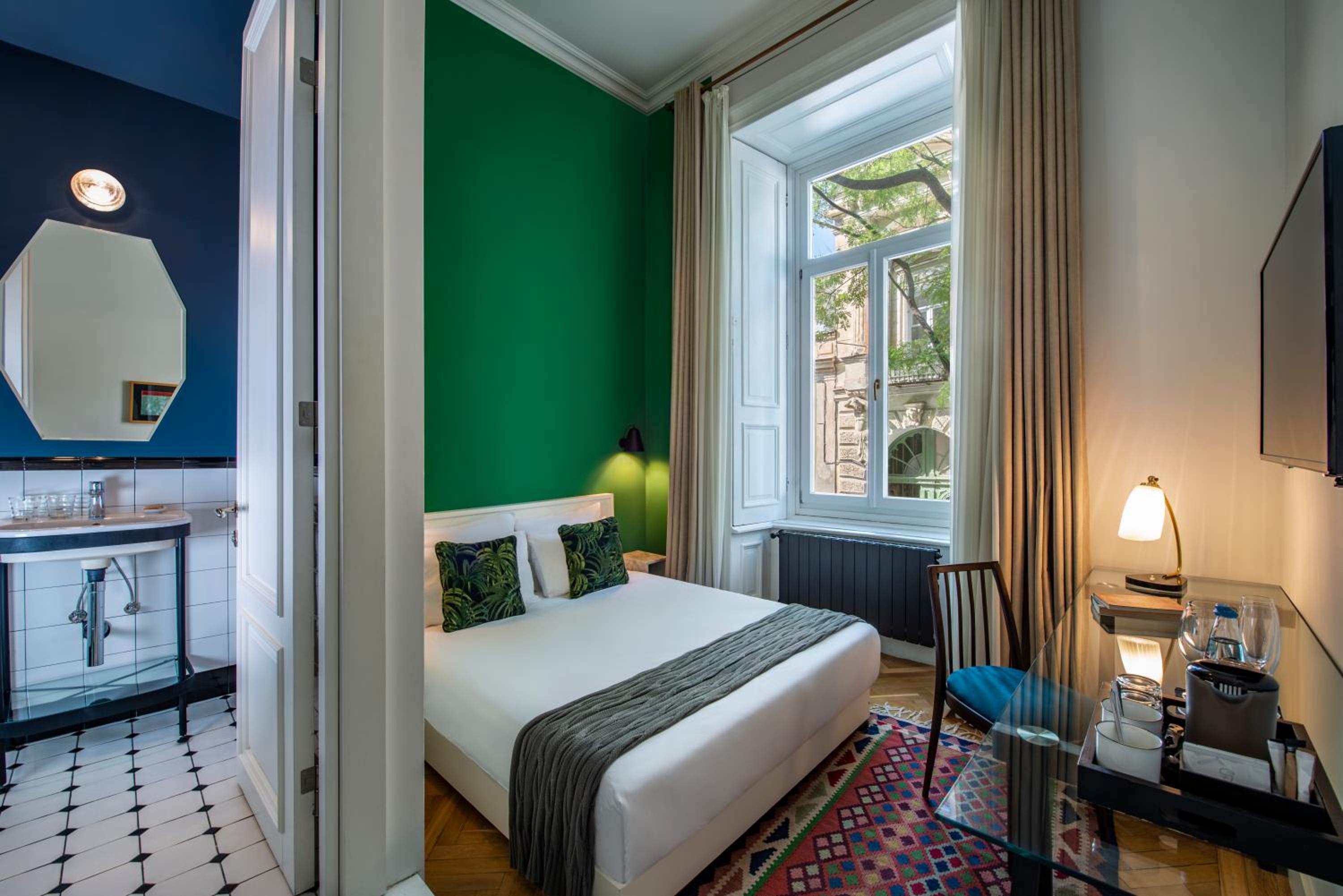 Small Double Room photo 2