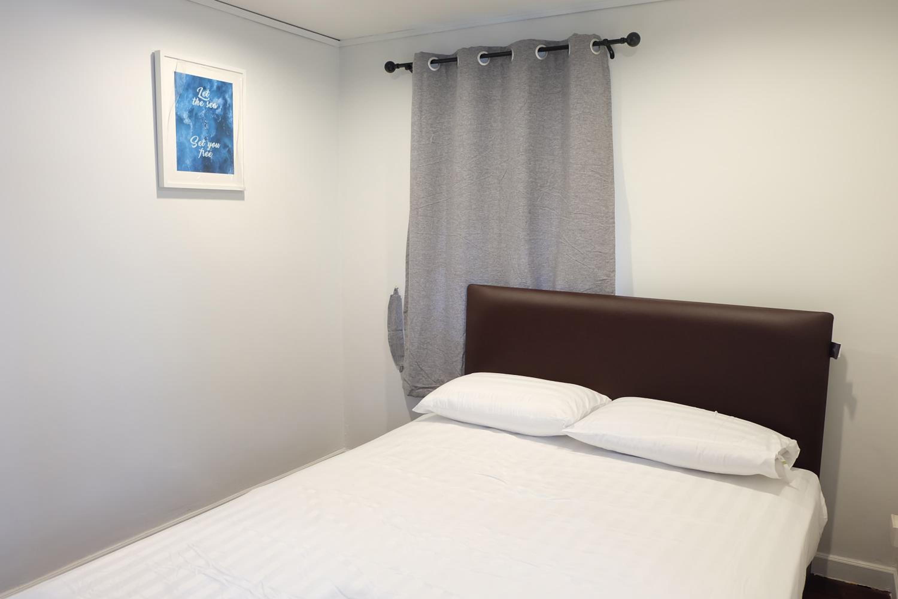 Four-Bedroom House - Photo 8