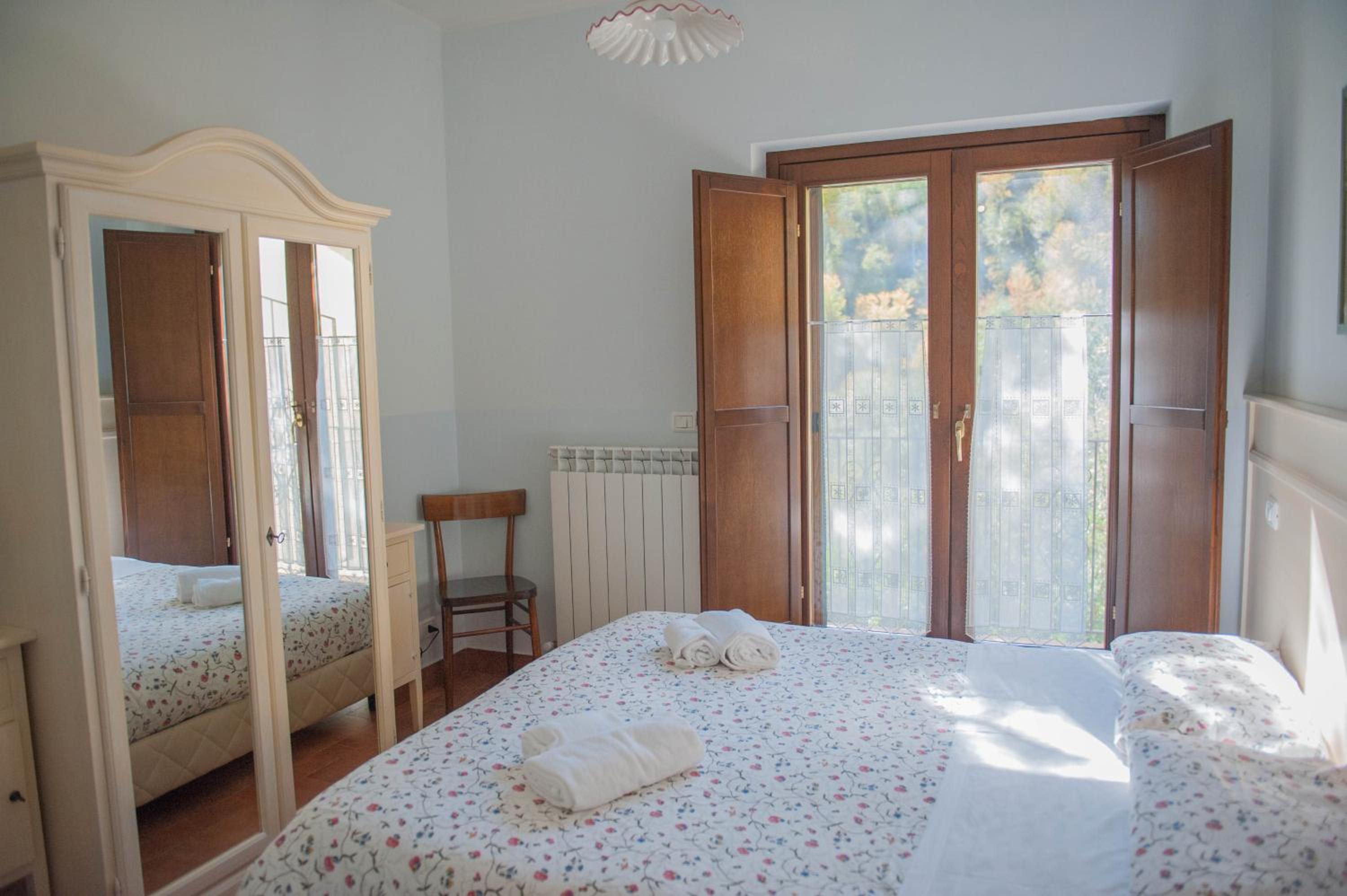 Standard Double Room photo 3