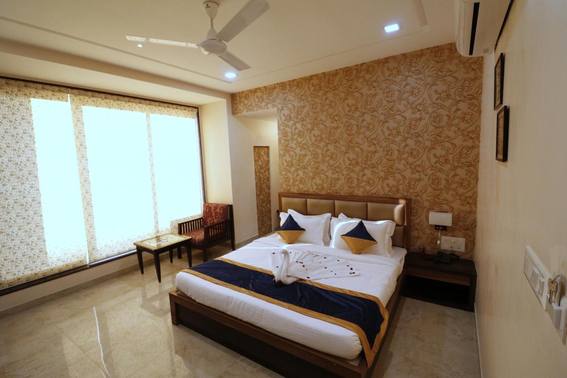 Deluxe Room - Photo 4