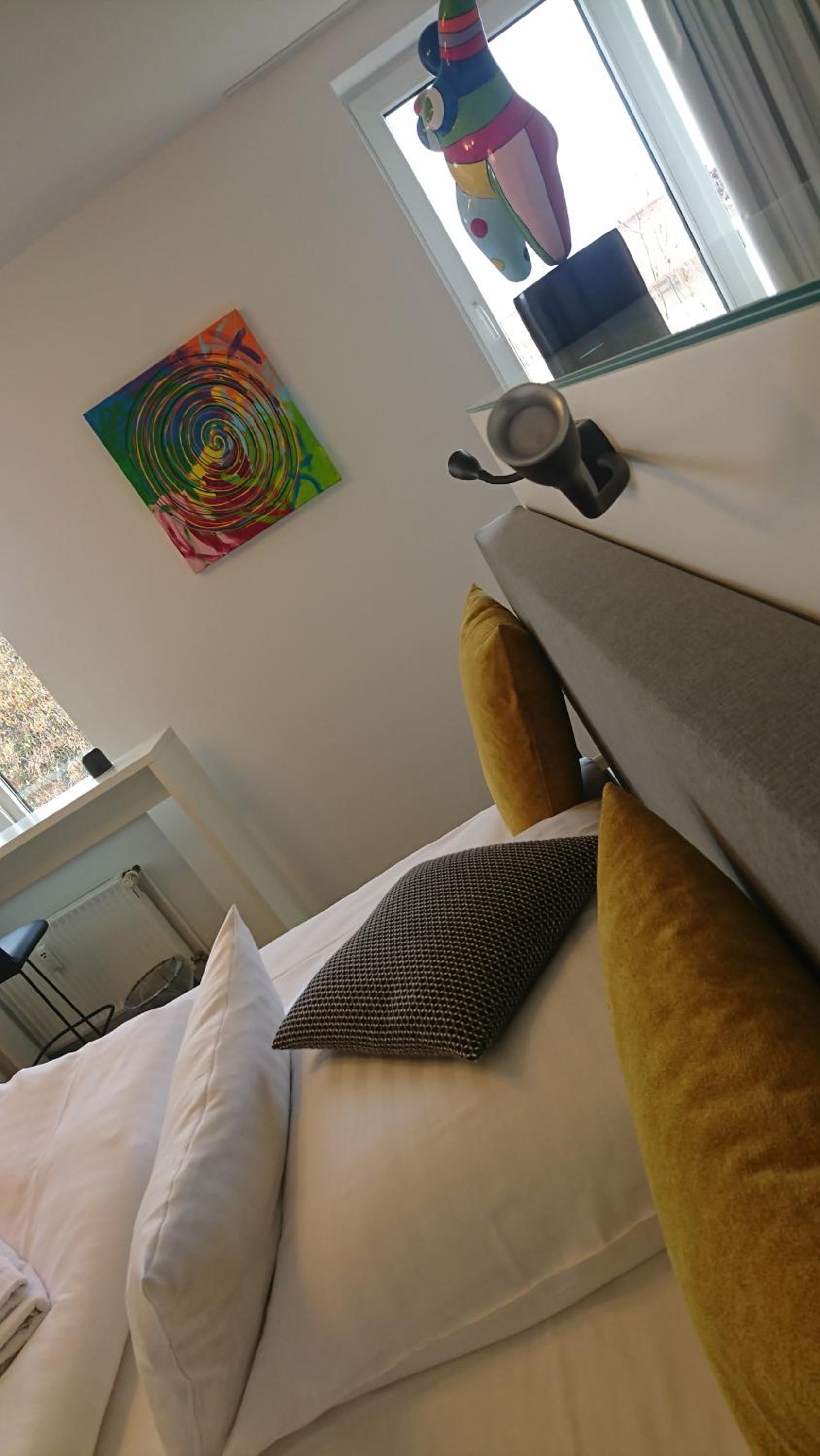 Deluxe Double Room - Photo 12