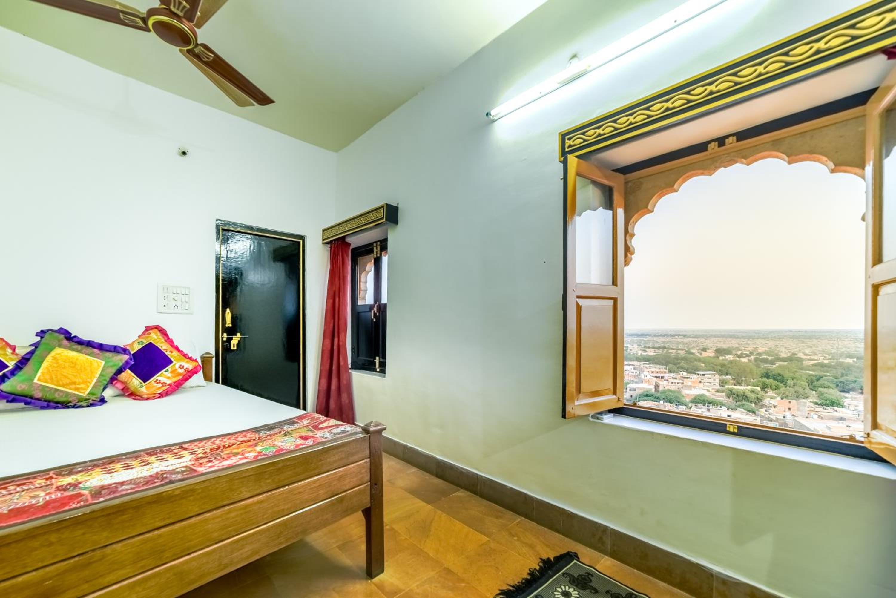 Budget Double Room photo 1