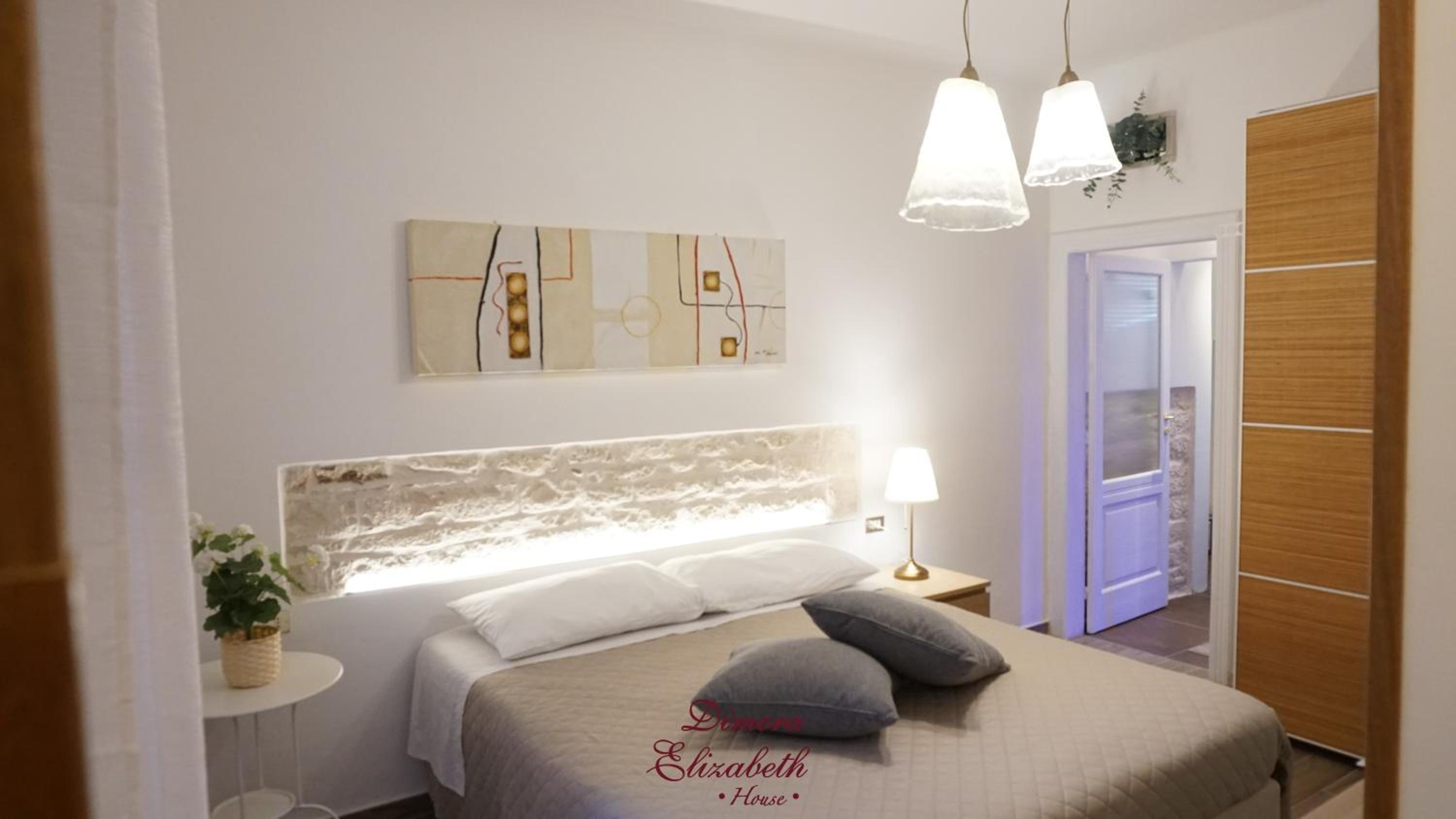 Deluxe Double or Twin Room - Photo 1