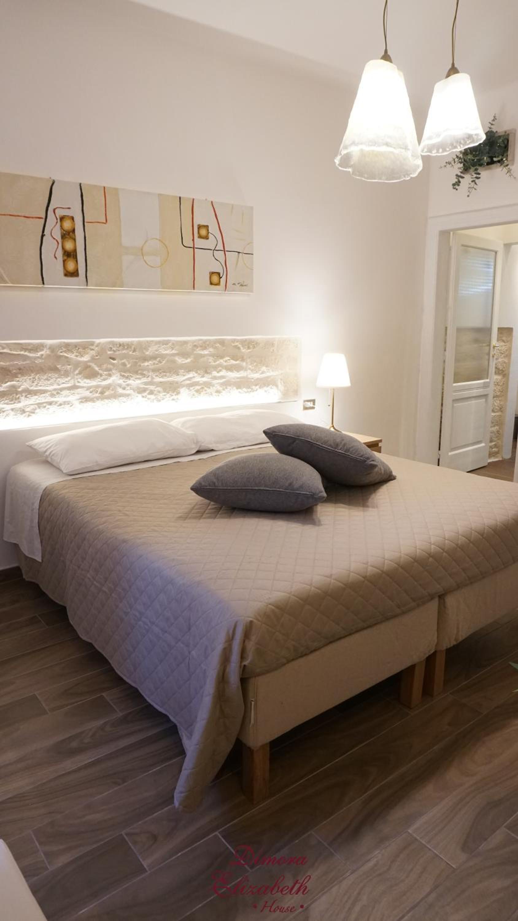 Deluxe Double or Twin Room - Photo 29