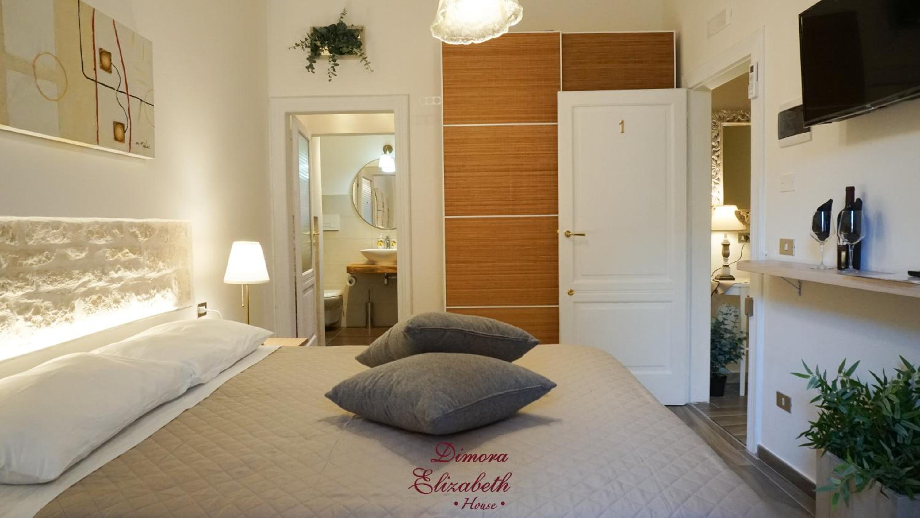Deluxe Double or Twin Room - Photo 32