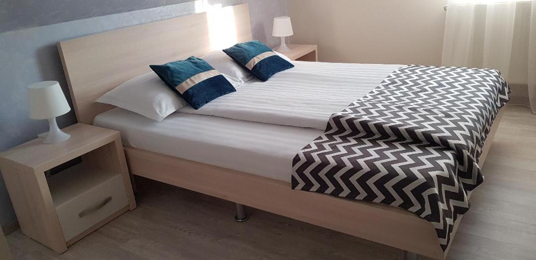 Double Room with Private Bathroom photo 1
