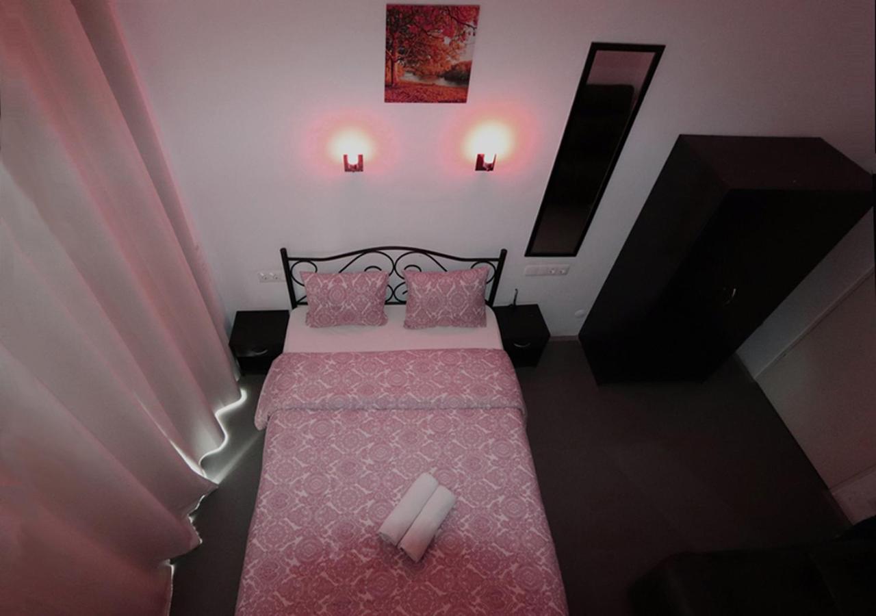 Double Room with Balcony photo 3