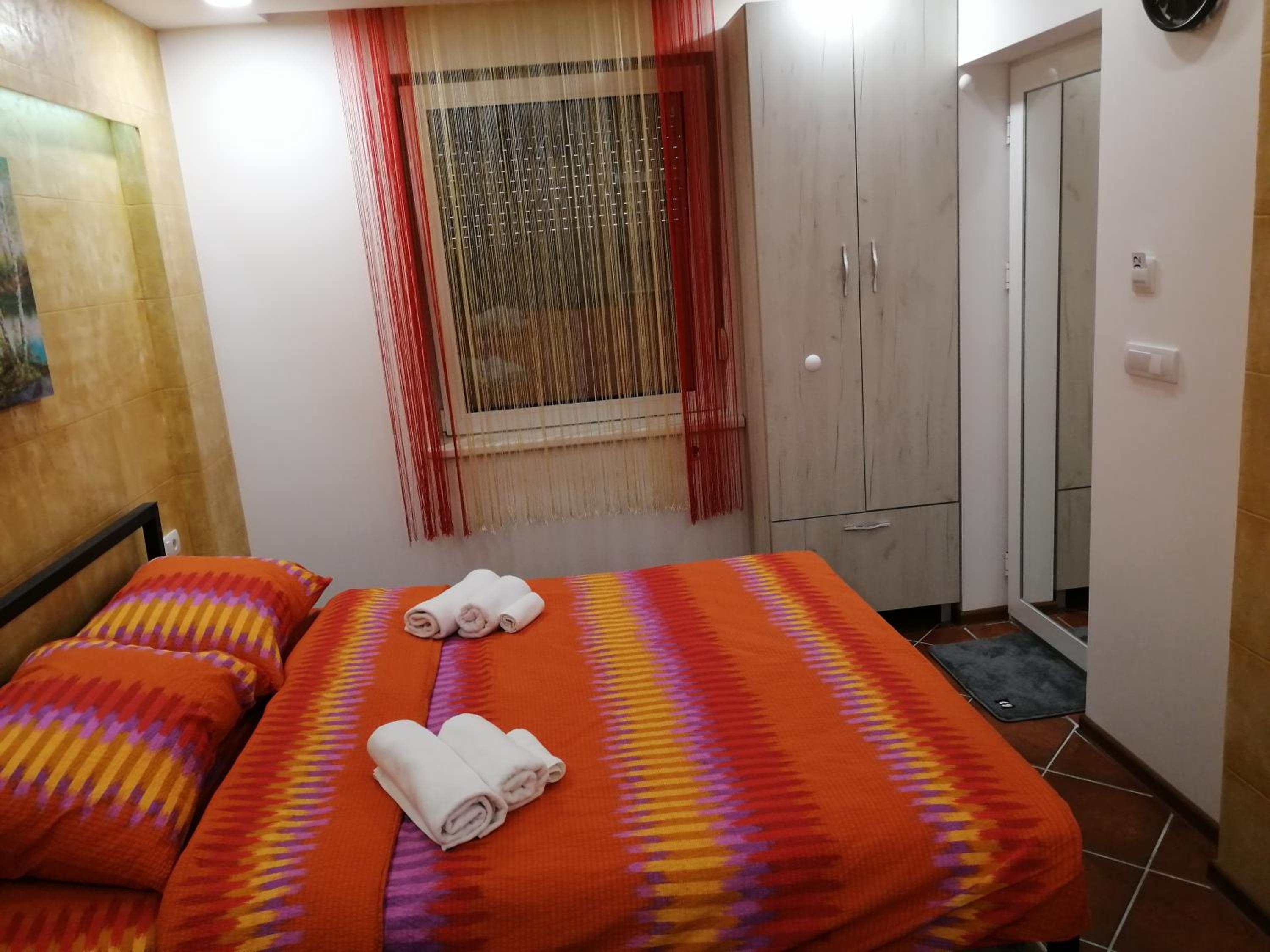 Deluxe Double Room with Shower photo 3