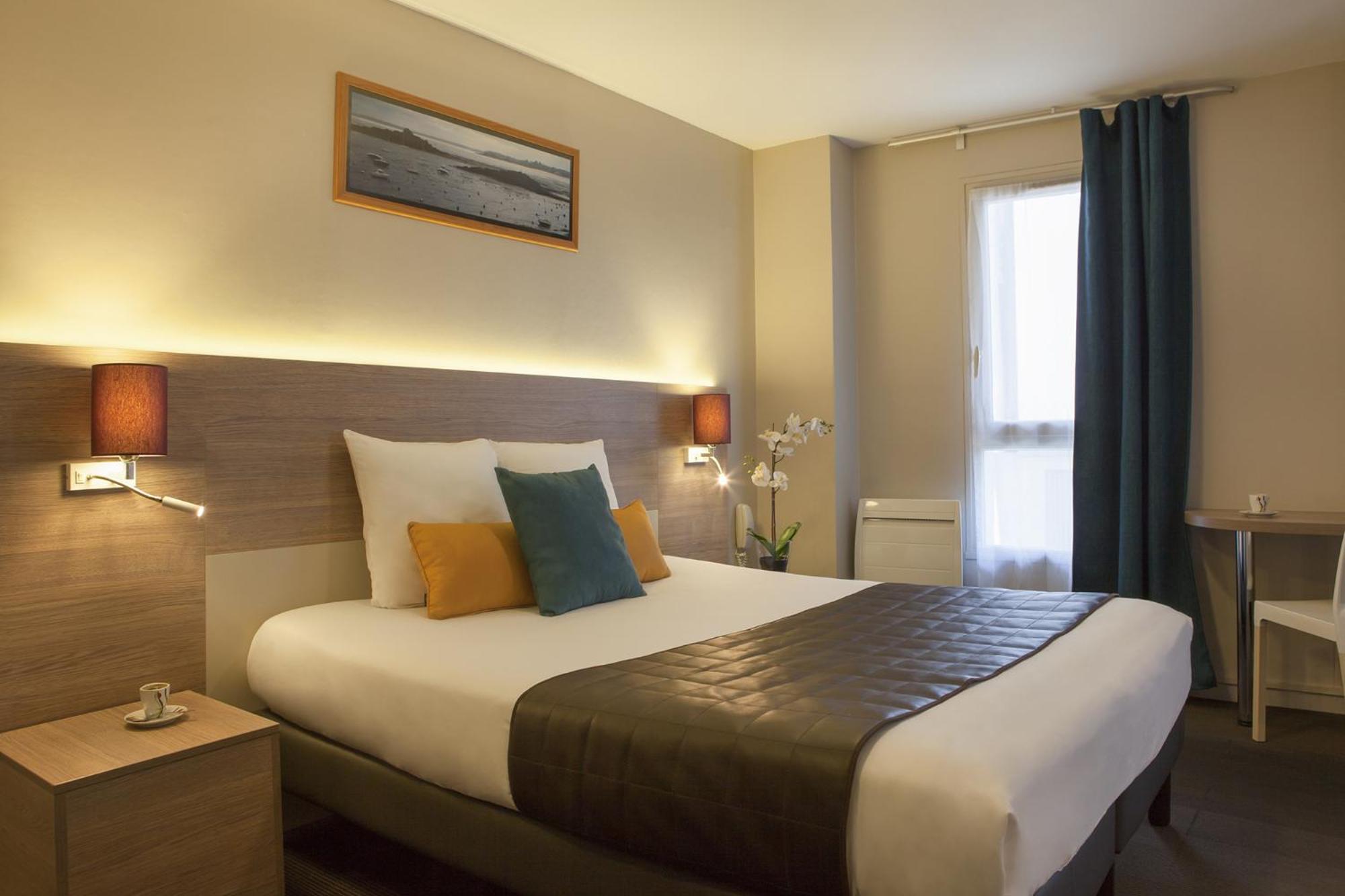 Quadruple Room - Photo 7
